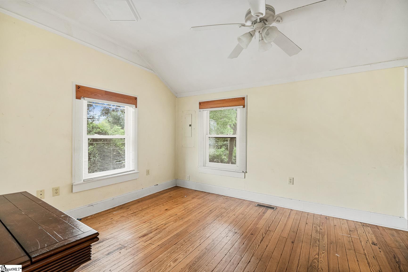 13 N Prince Street Property Photo 10