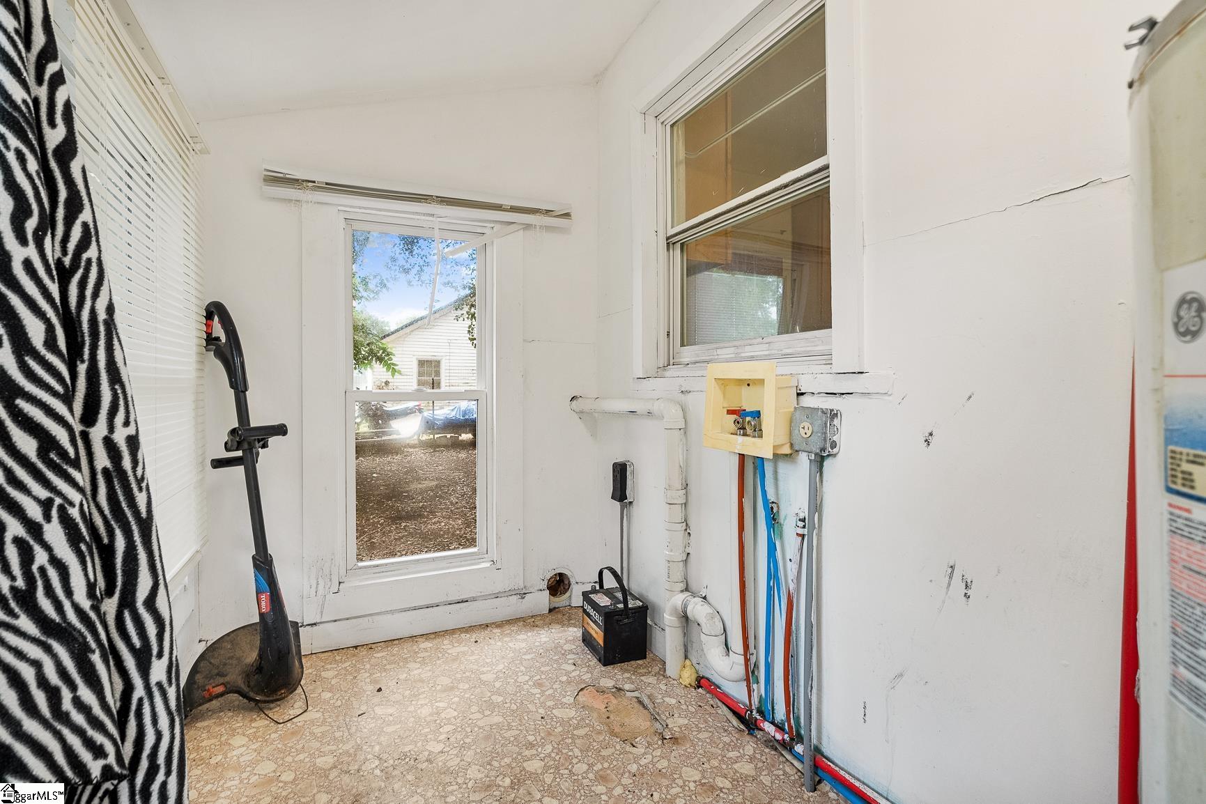 13 N Prince Street Property Photo 20