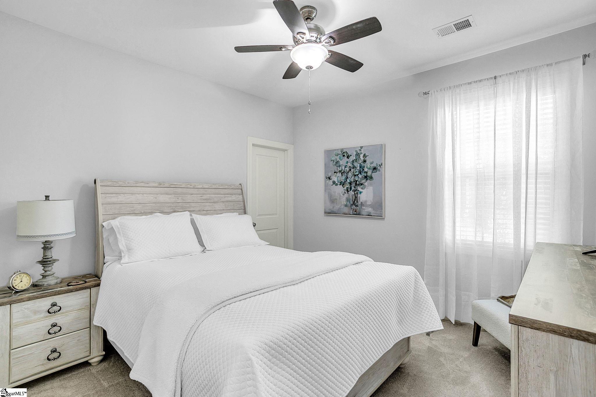 6 Lakeway Place Property Photo 35