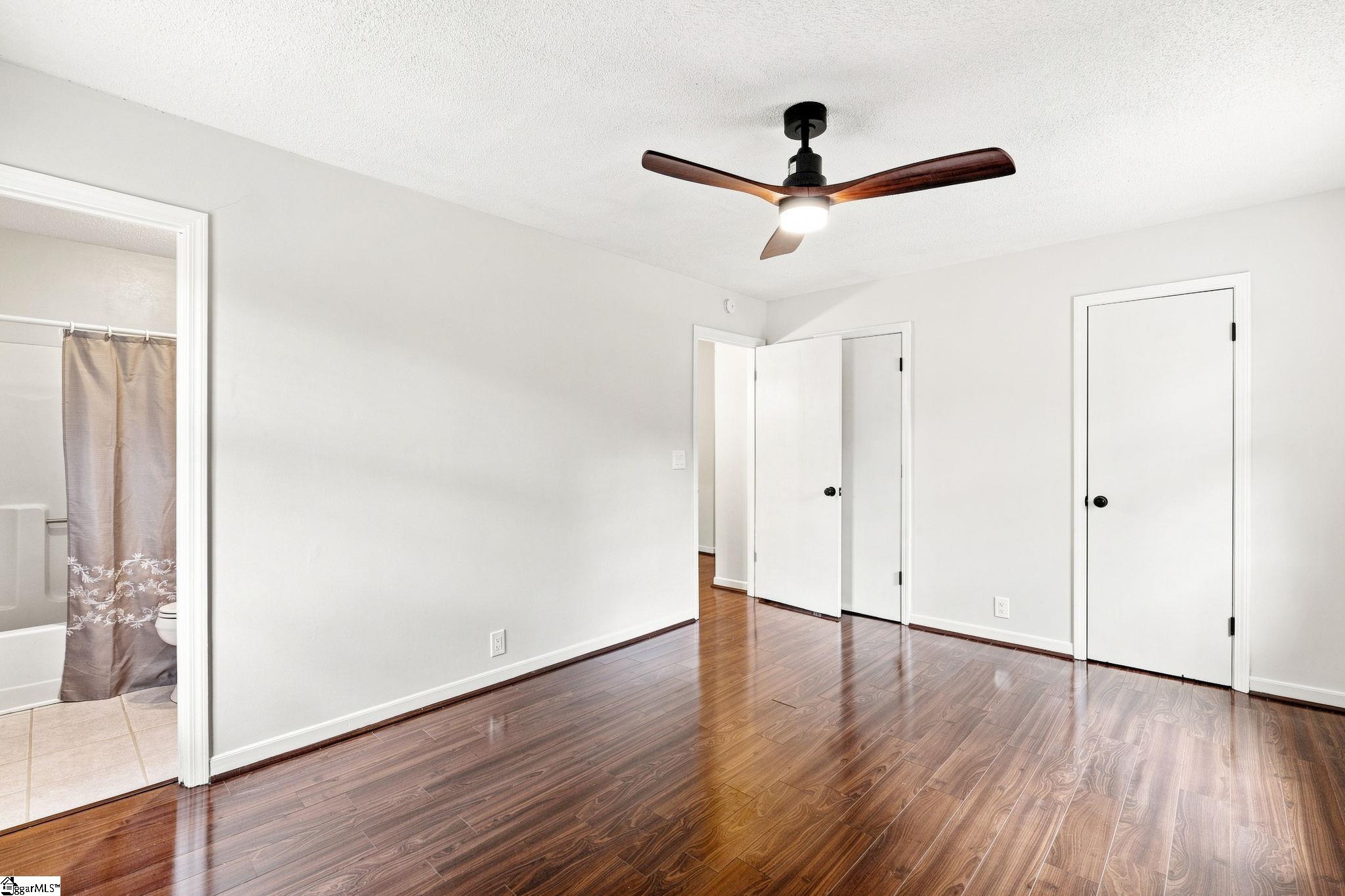 320 Bates View Drive Property Photo 18