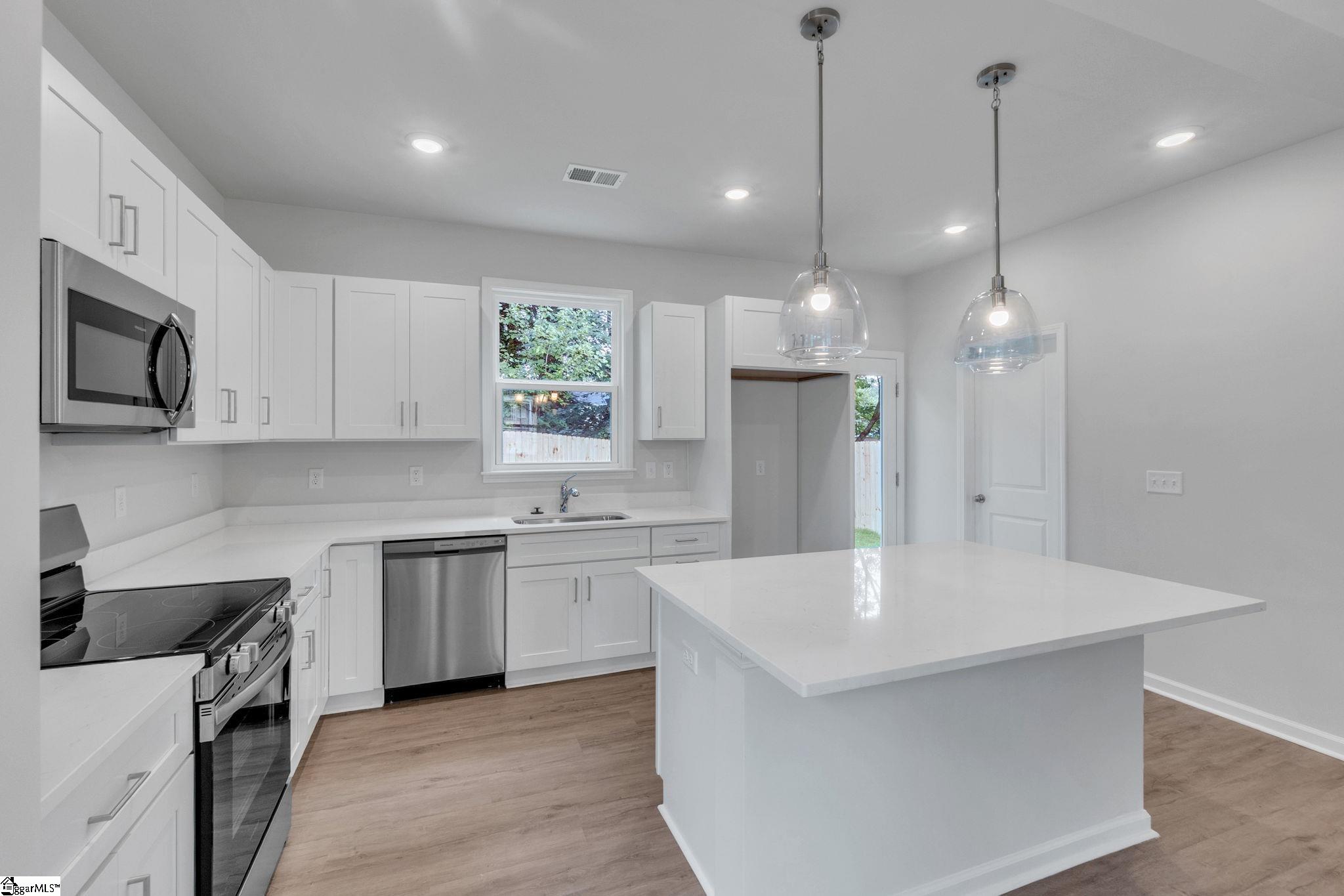 143 D Street Property Photo 11