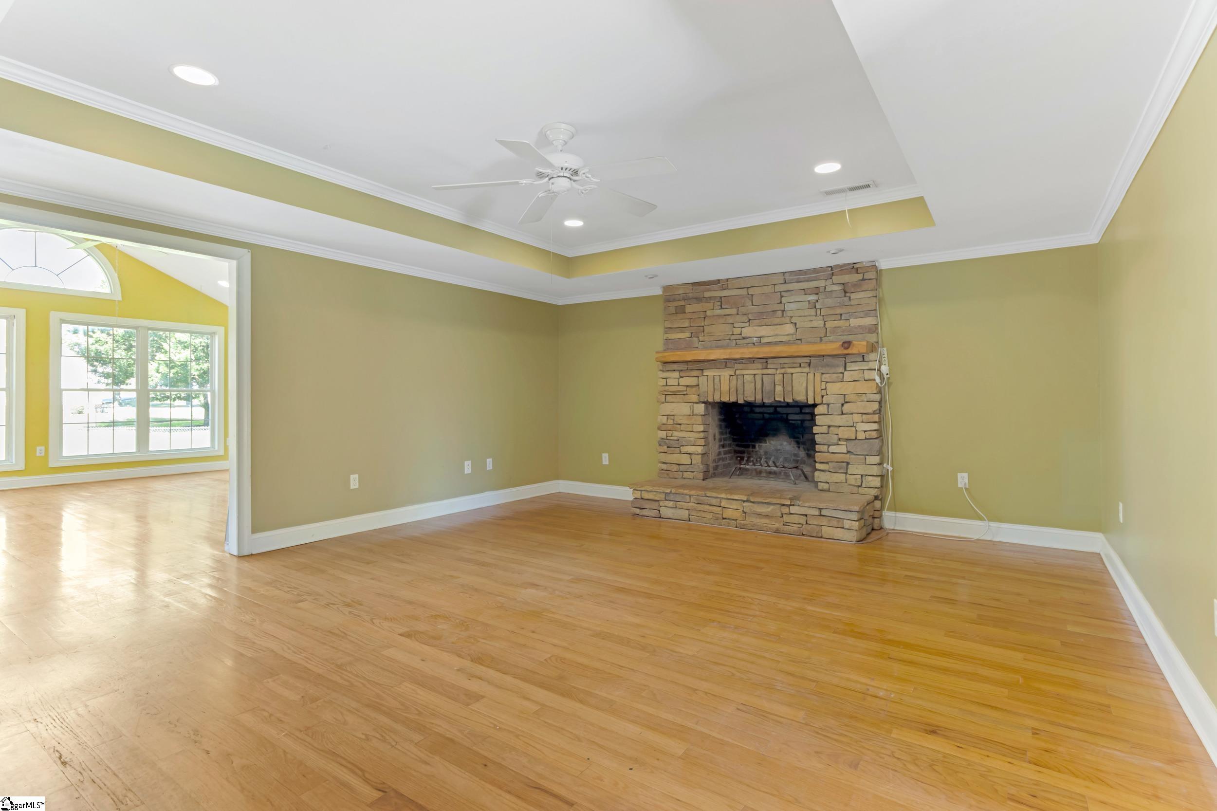 108 Angela Drive Property Photo 8