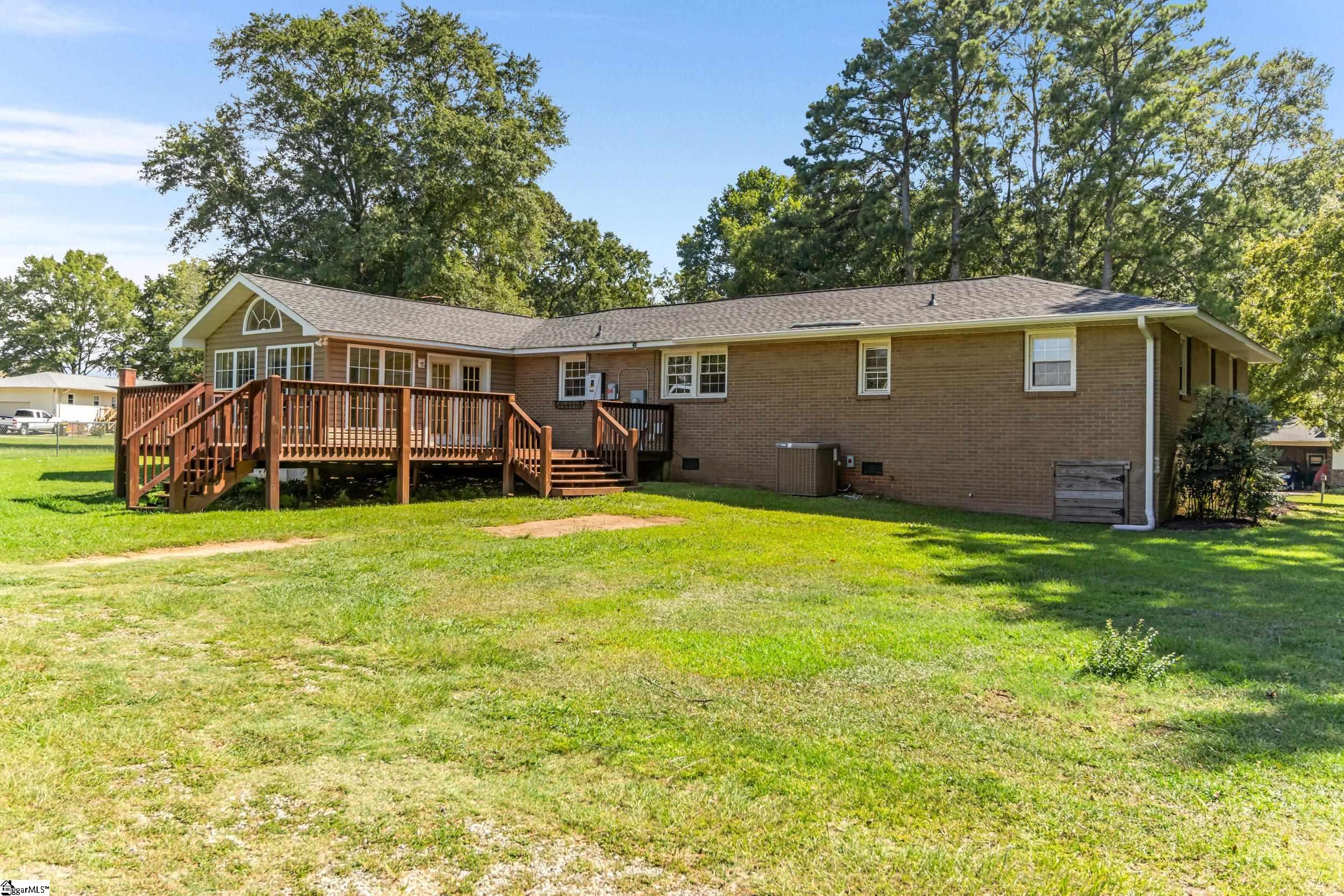 108 Angela Drive Property Photo 29