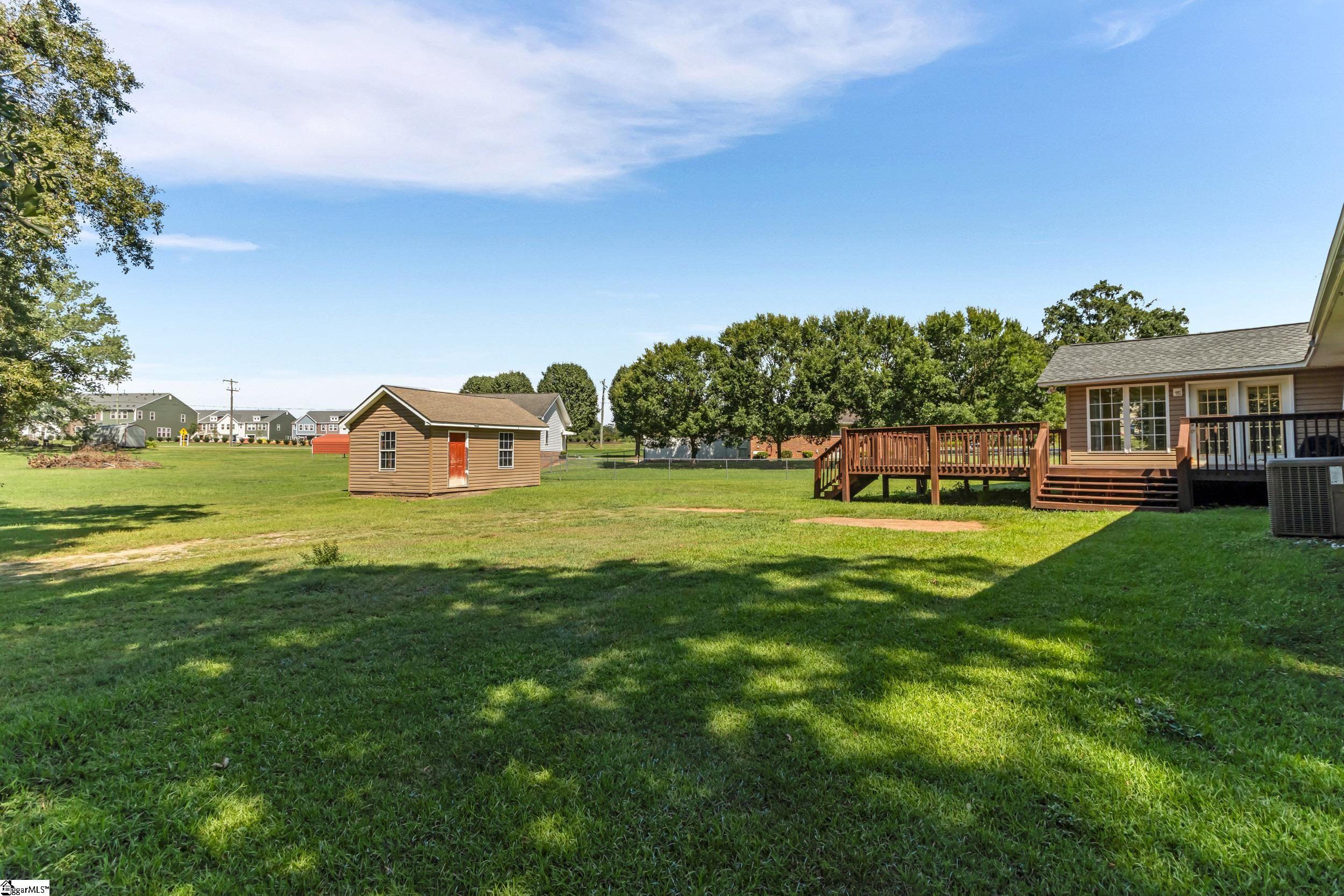 108 Angela Drive Property Photo 32