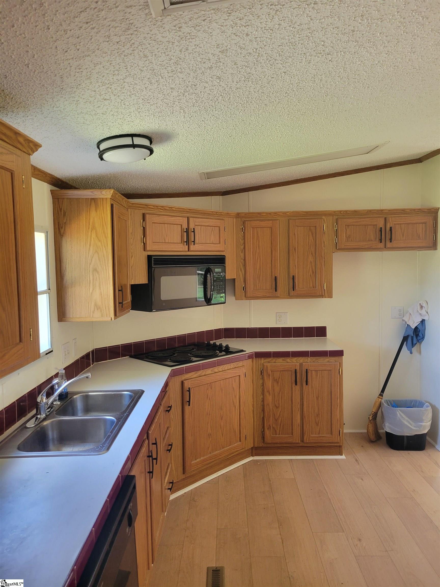 22 Lakeview Road Property Photo 6