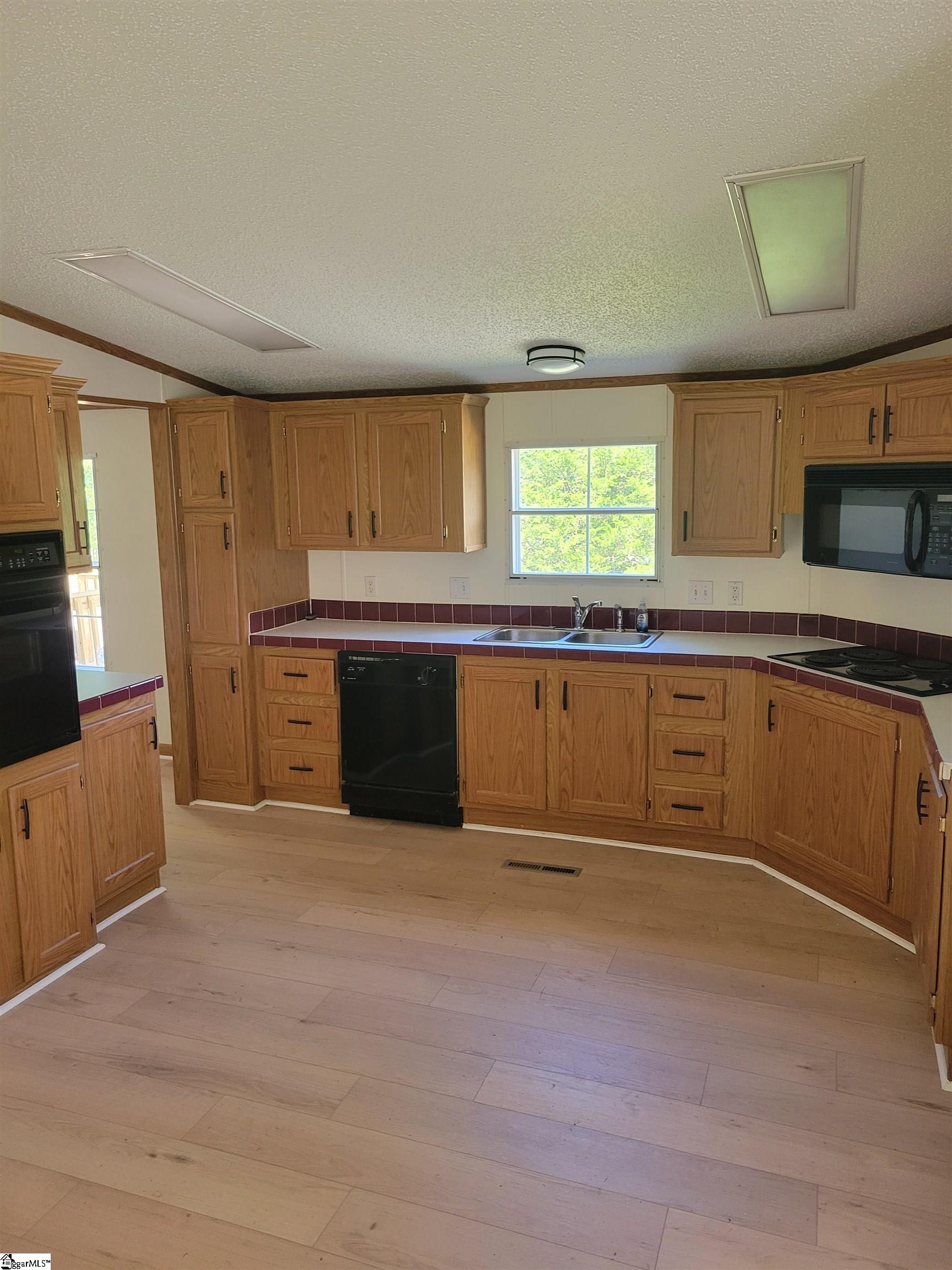 22 Lakeview Road Property Photo 7