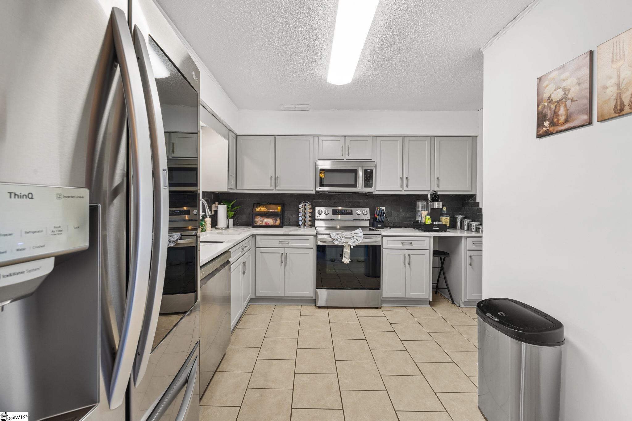 710 Hunts Bridge Road Property Photo 4