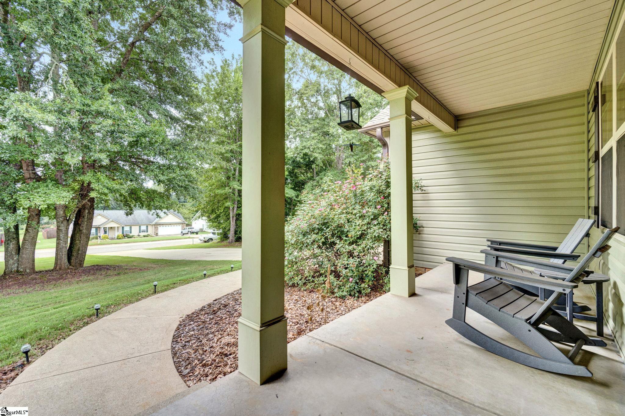 305 Bent River Drive Property Photo 6