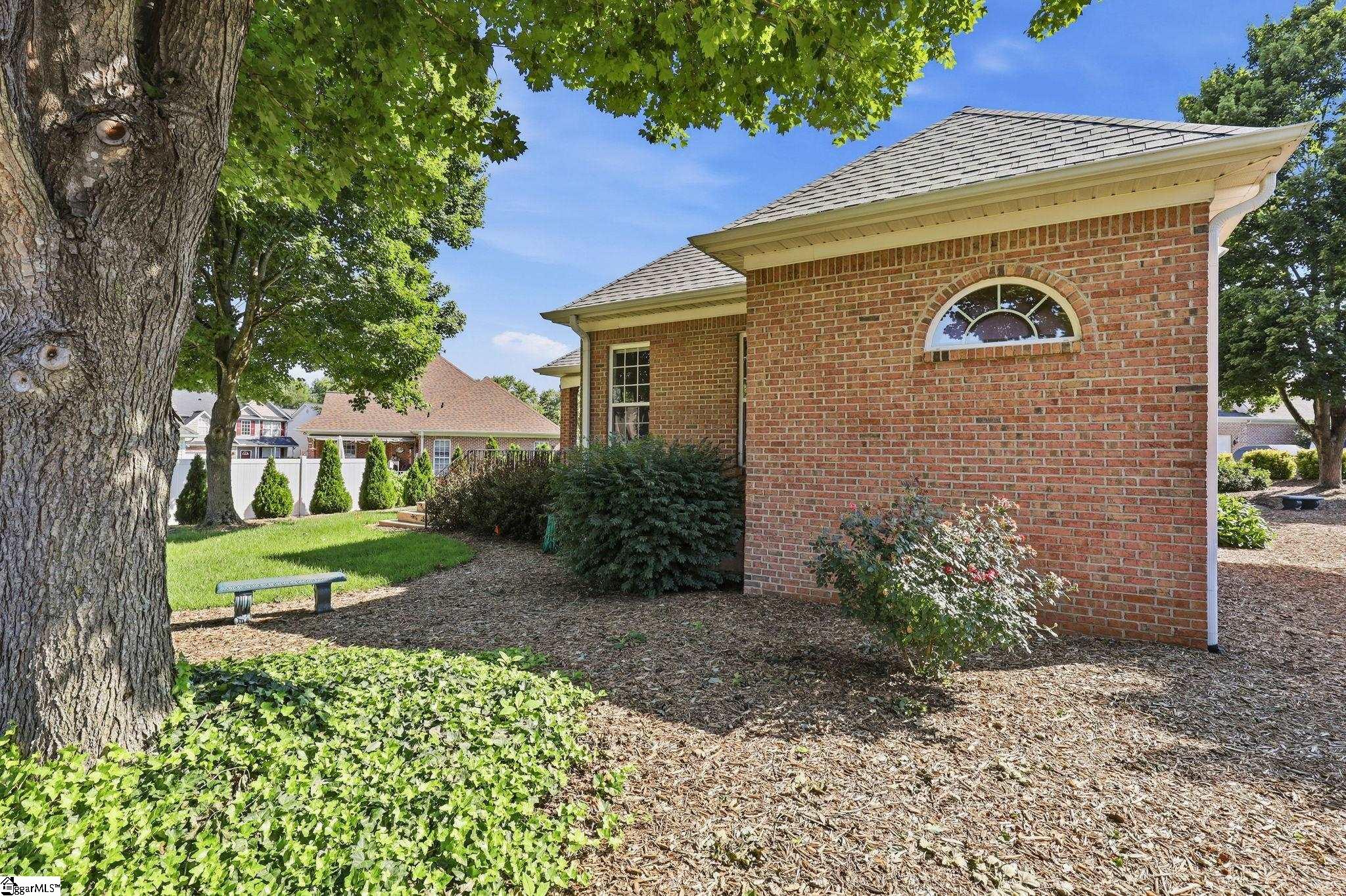 404 Gallop Court Property Photo 31