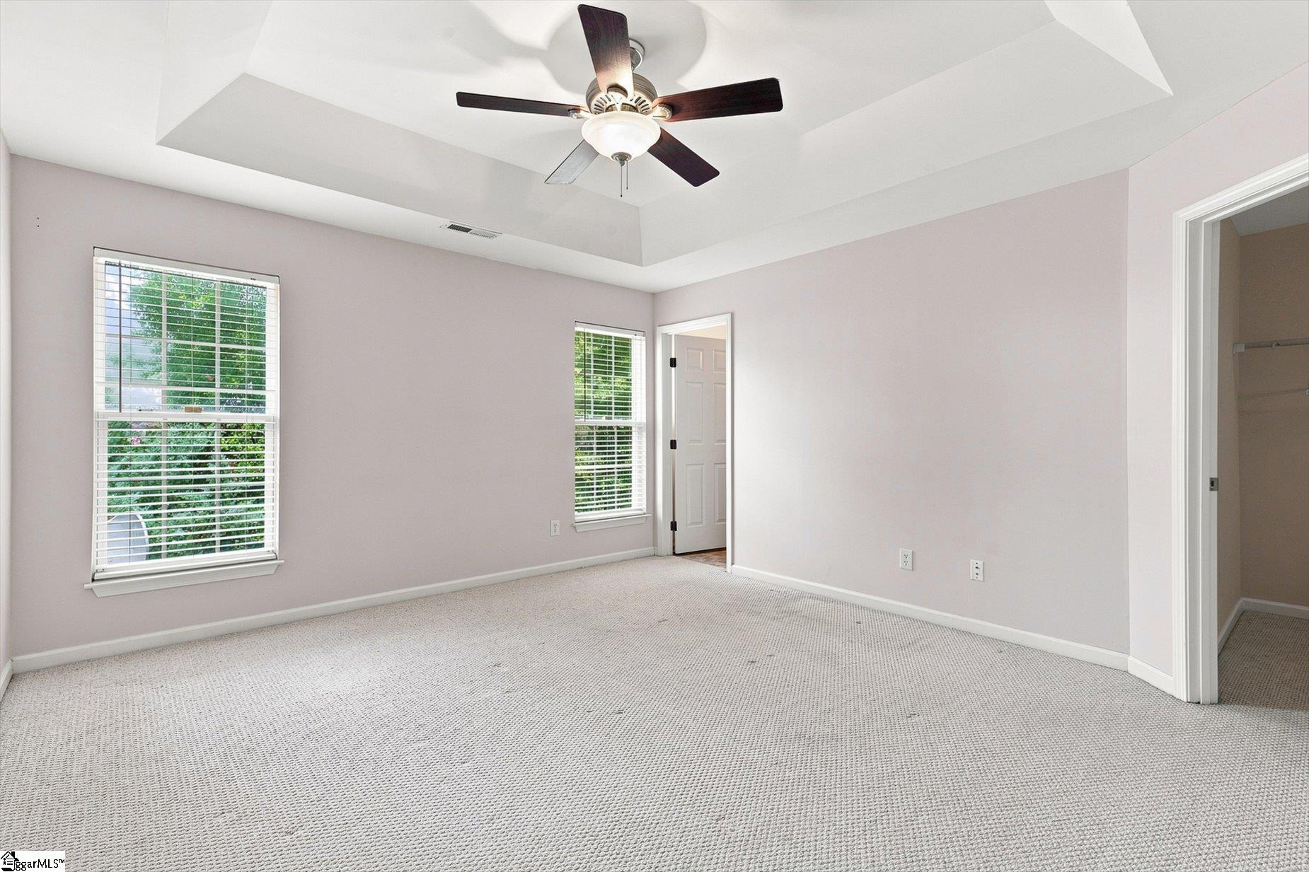154 Spring Crossing Circle Property Photo 20