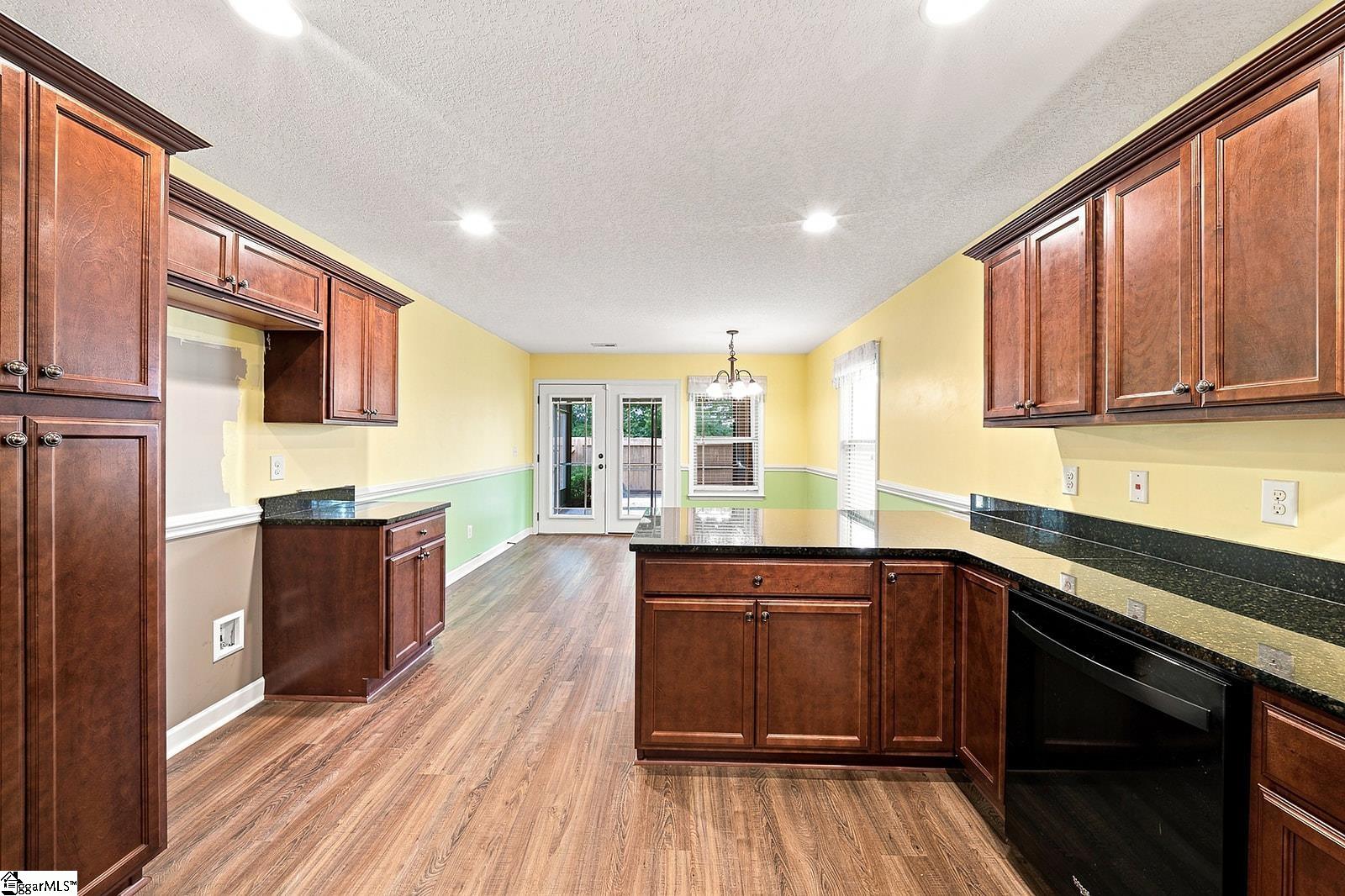 560 Semillon Lane Property Photo 13