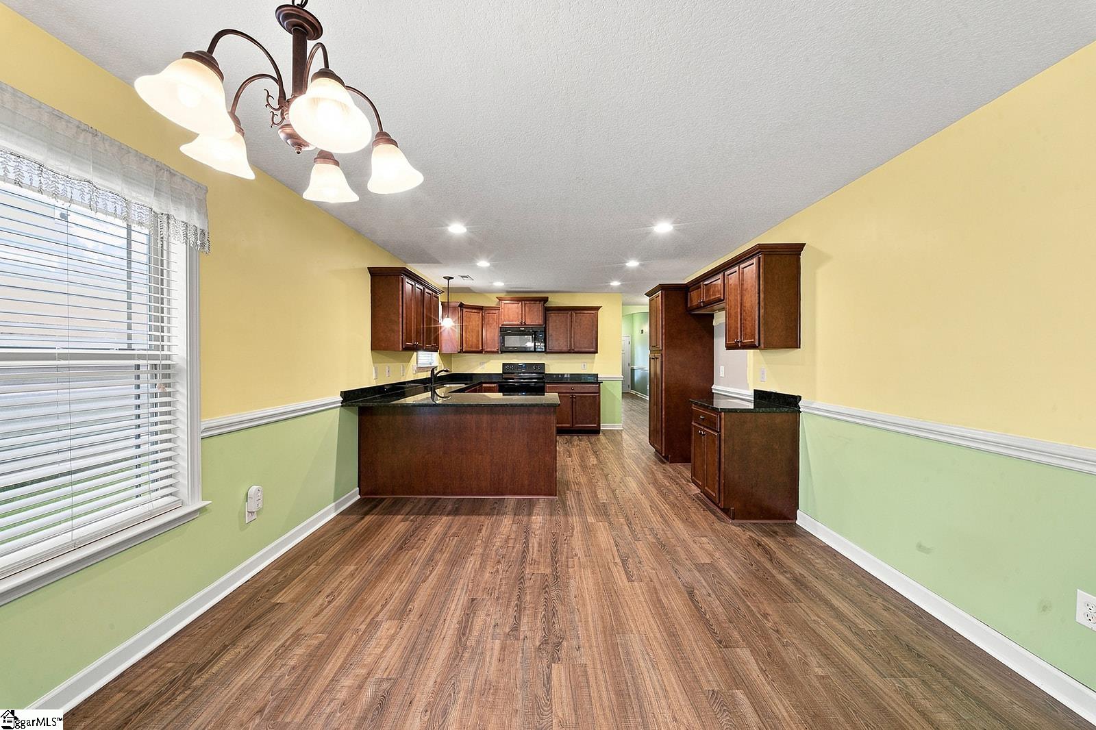 560 Semillon Lane Property Photo 17