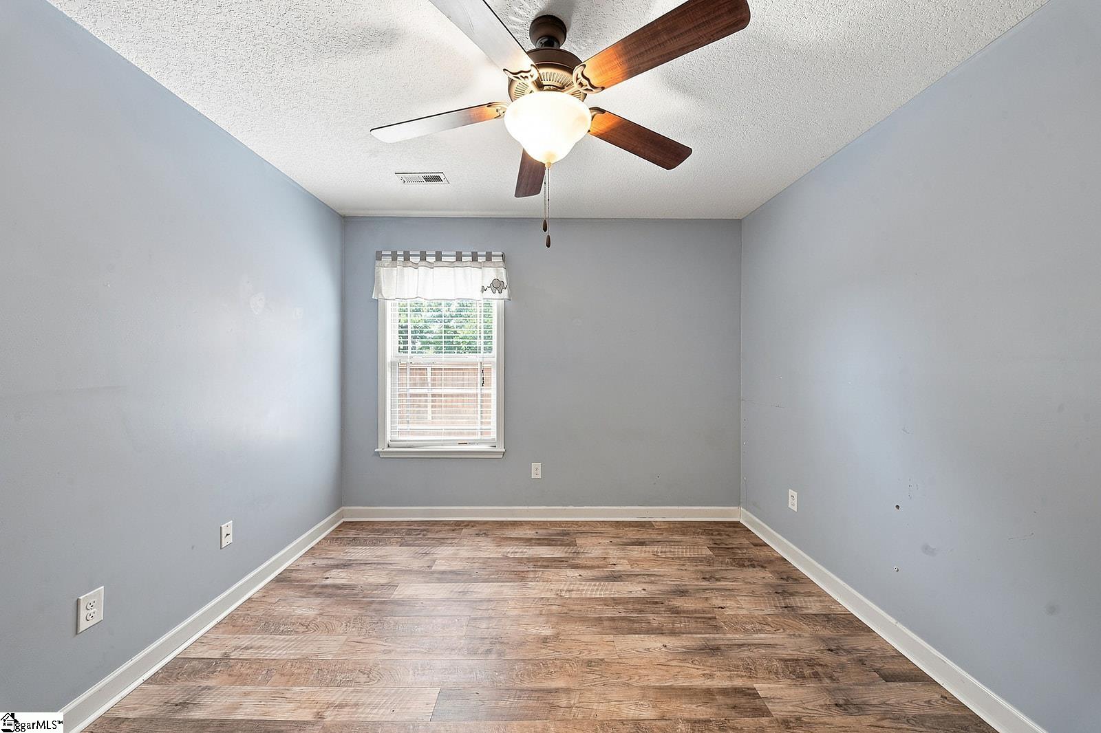 560 Semillon Lane Property Photo 33