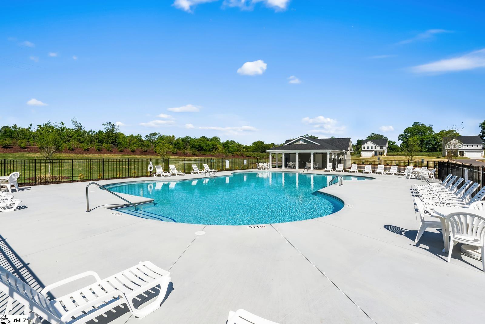 1599901 Property Photo 6