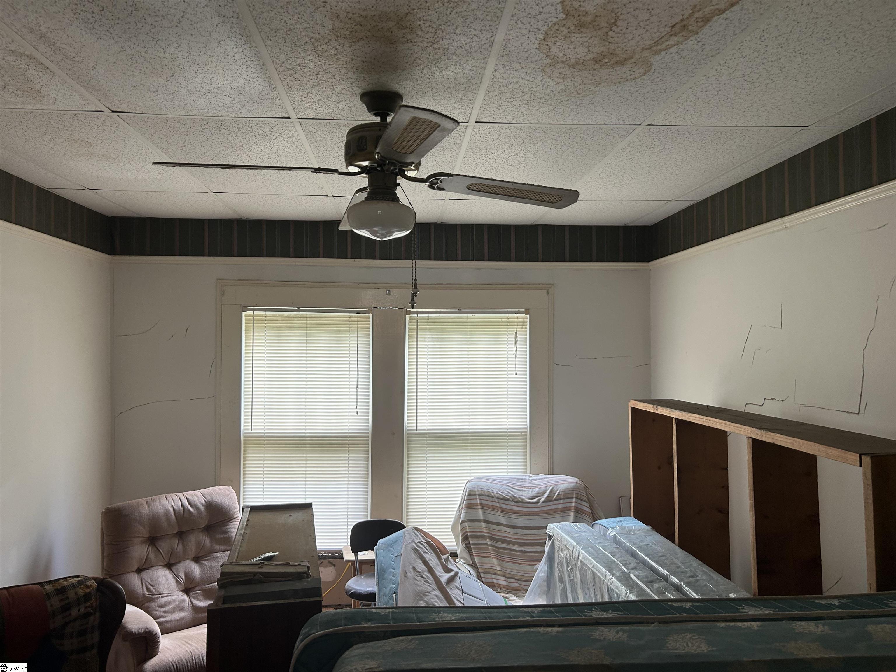 28 E Main Street Property Photo 5