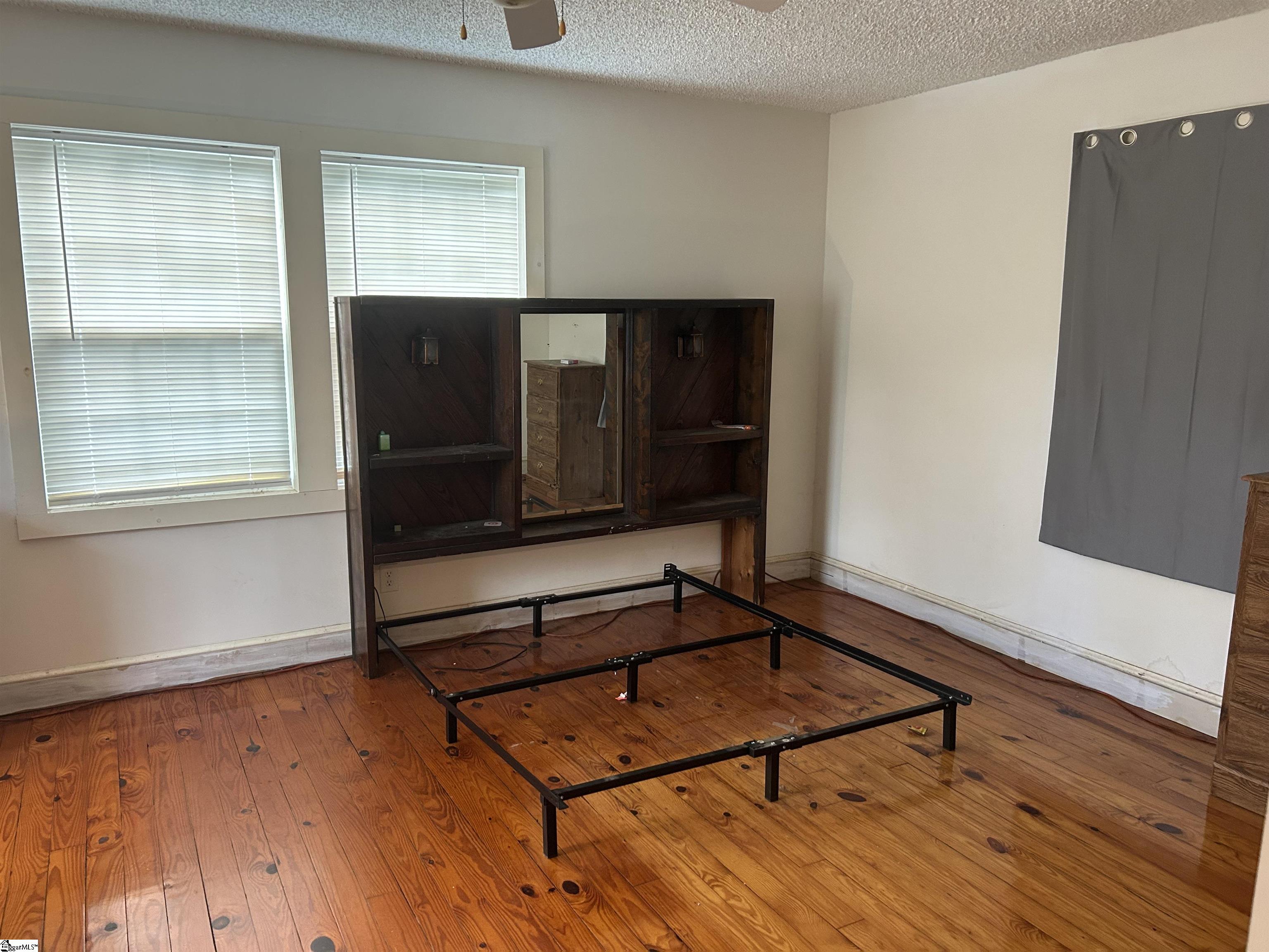 28 E Main Street Property Photo 11