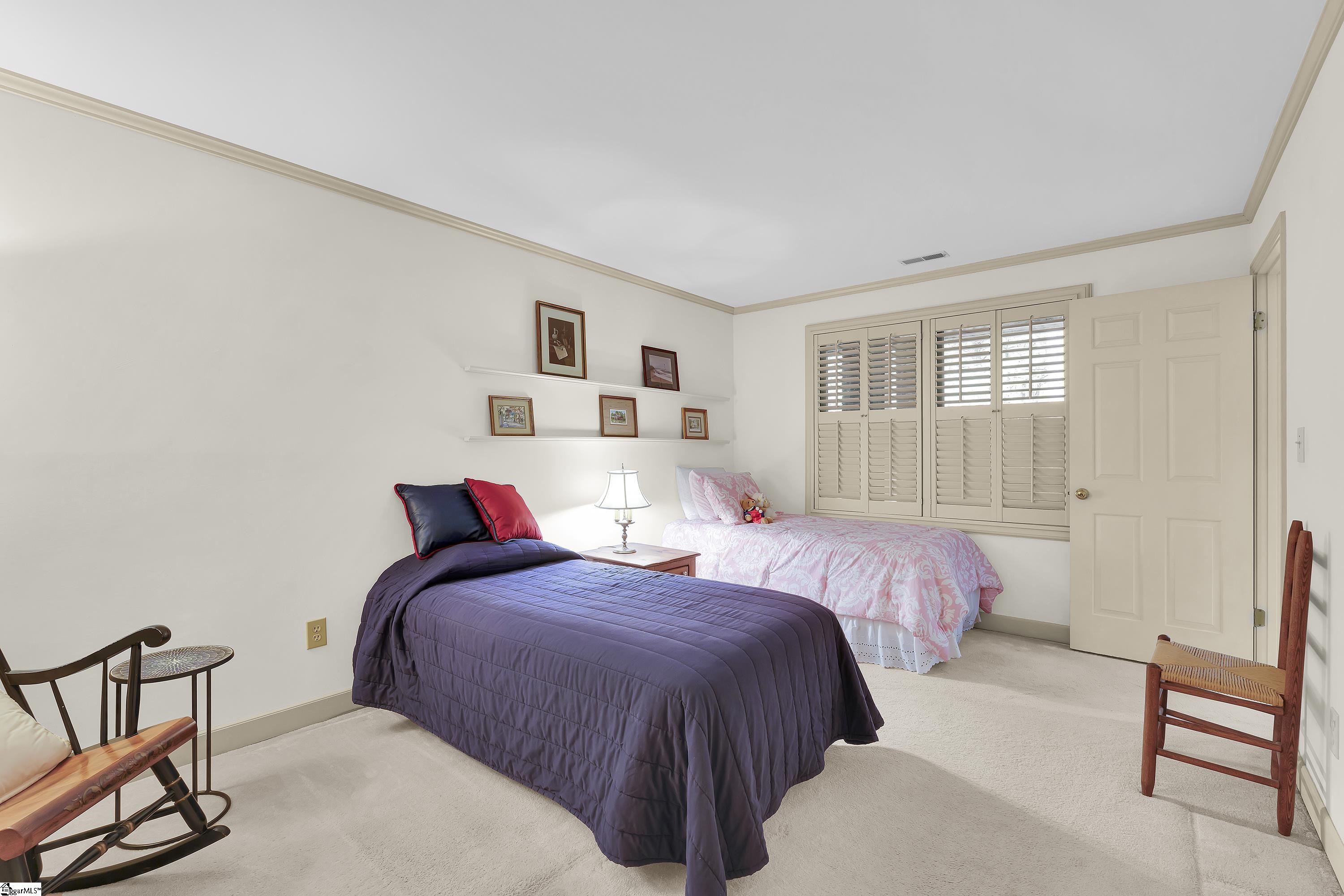 1270 Shadow Way Property Photo 28