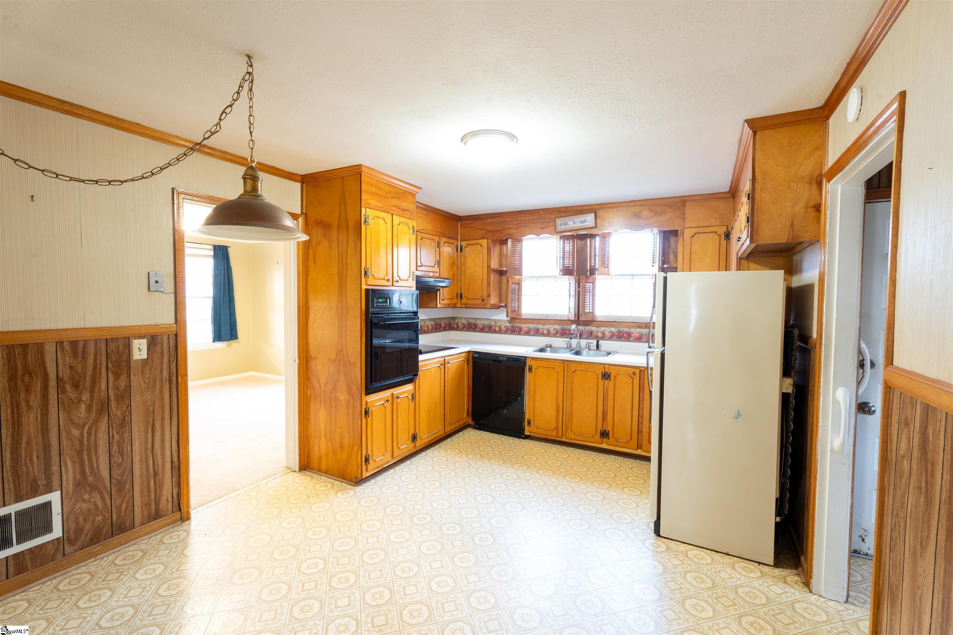 60 Blake Street Property Photo 14