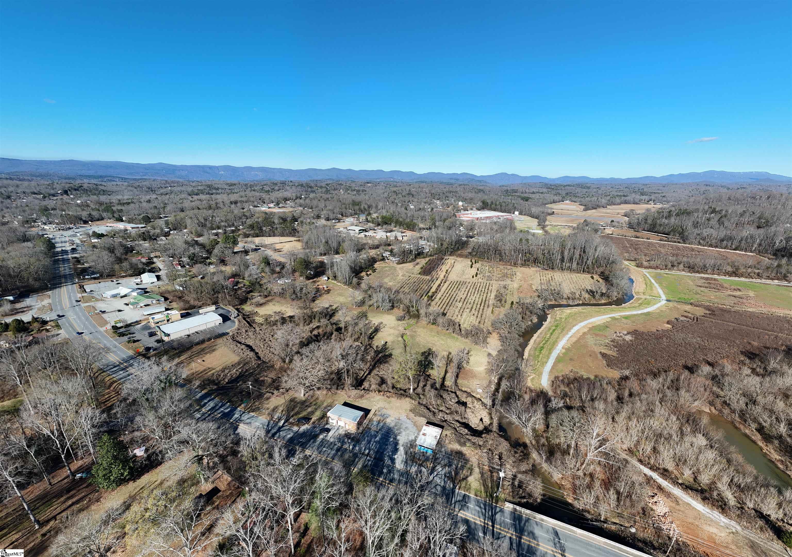 2606 Geer Highway Property Photo 17