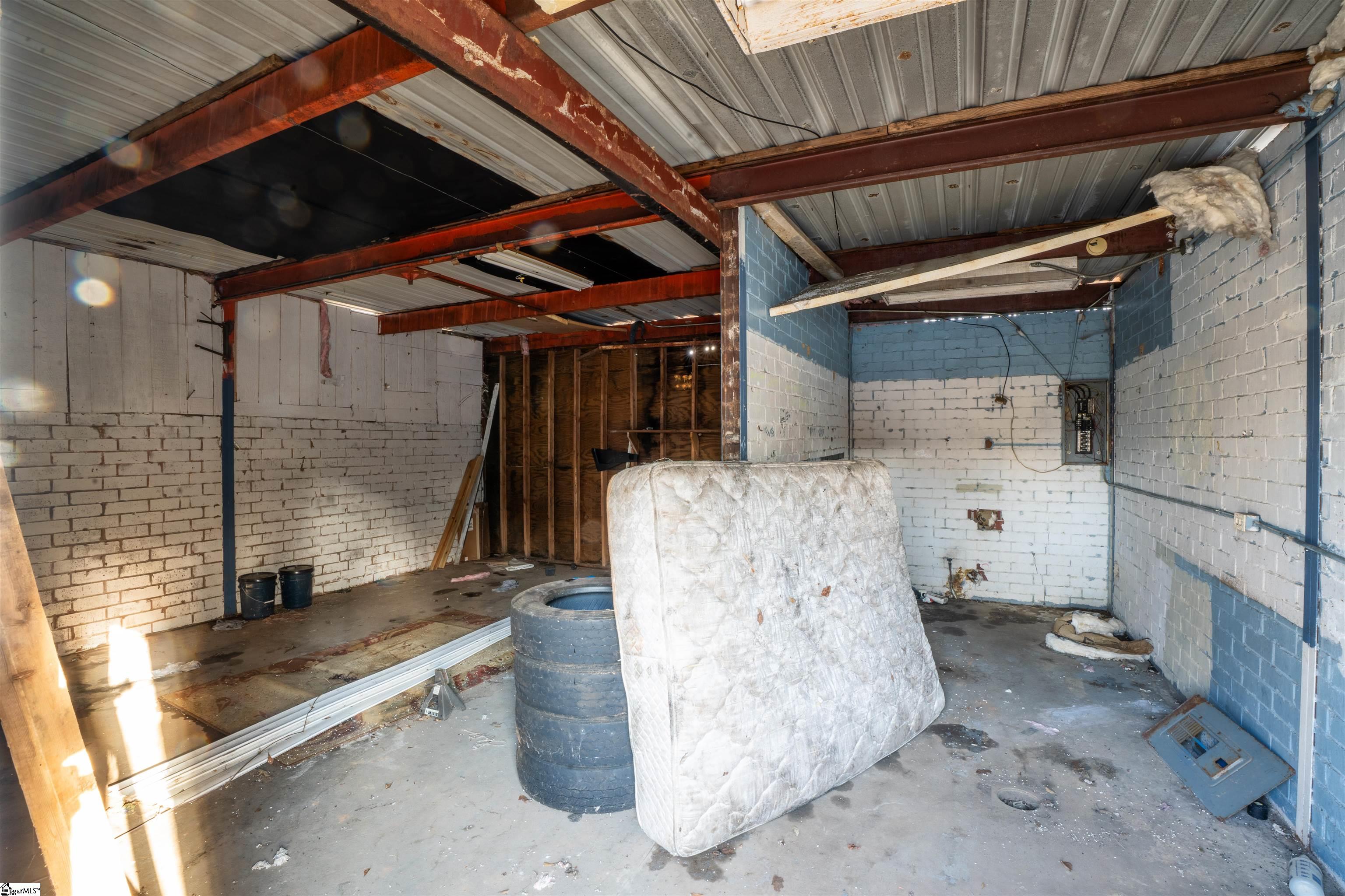 2606 Geer Highway Property Photo 22