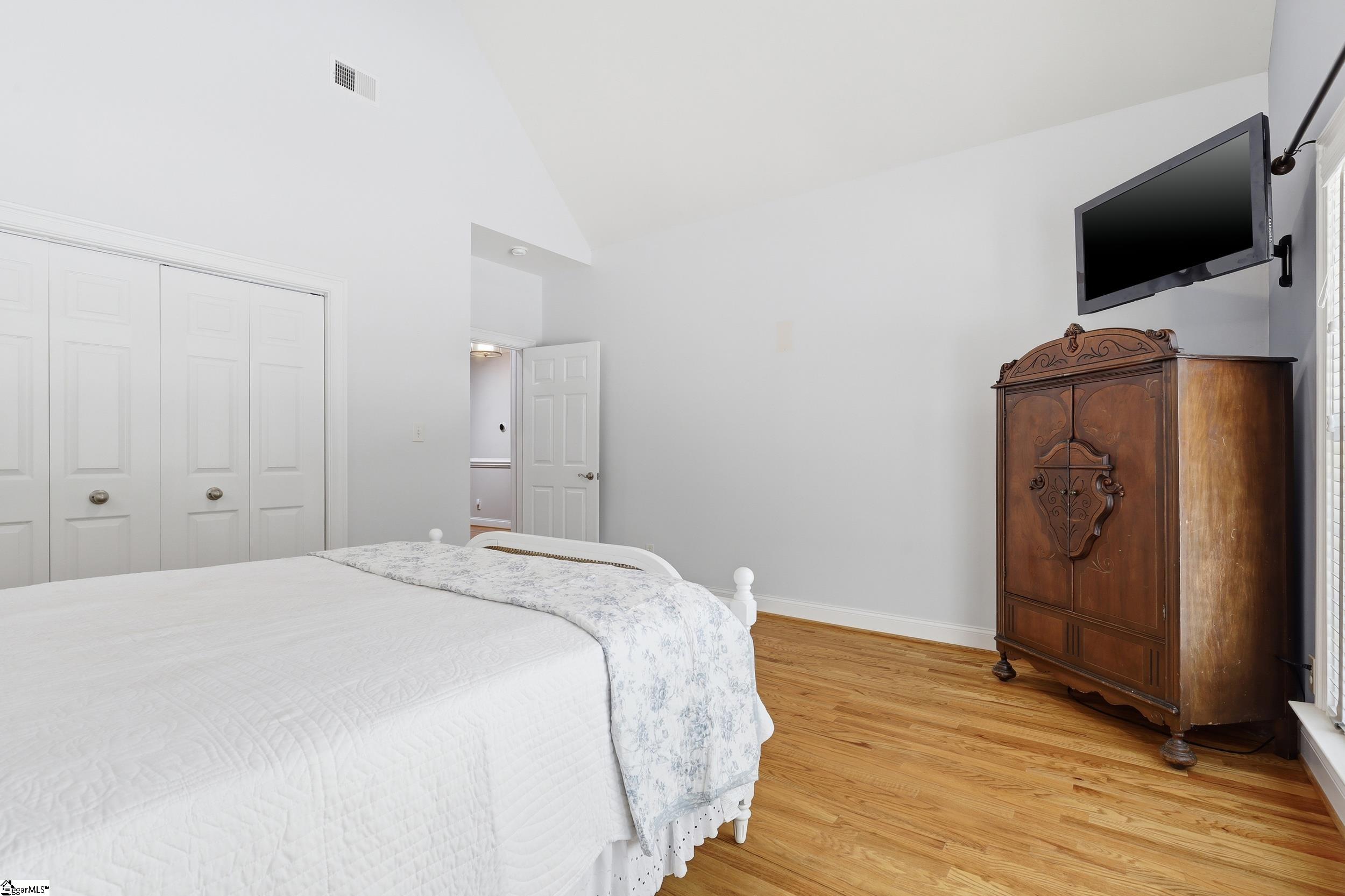 132 Neal Pointe Drive Property Photo 20