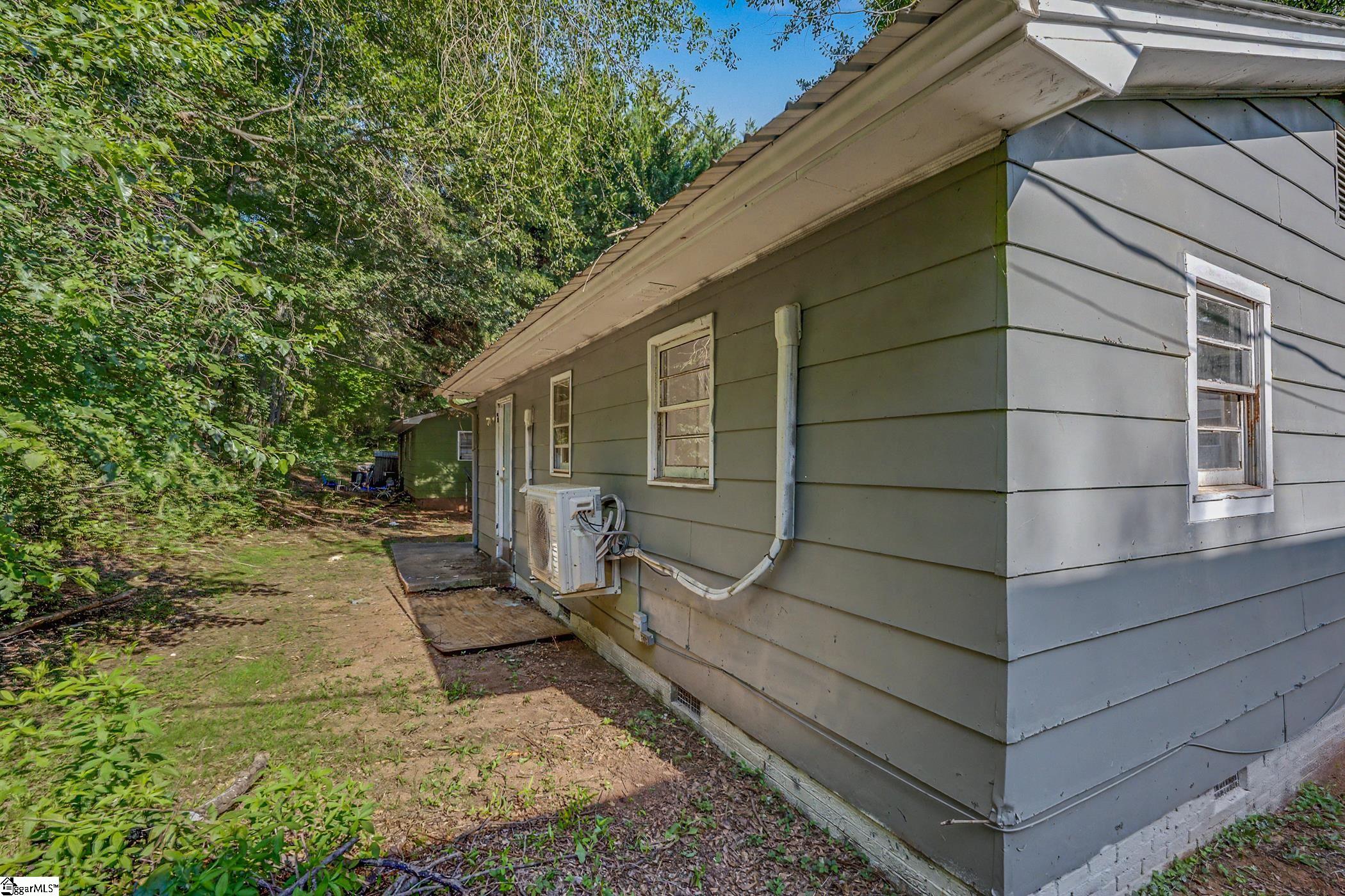 123 Brookmeade Drive Property Photo 7