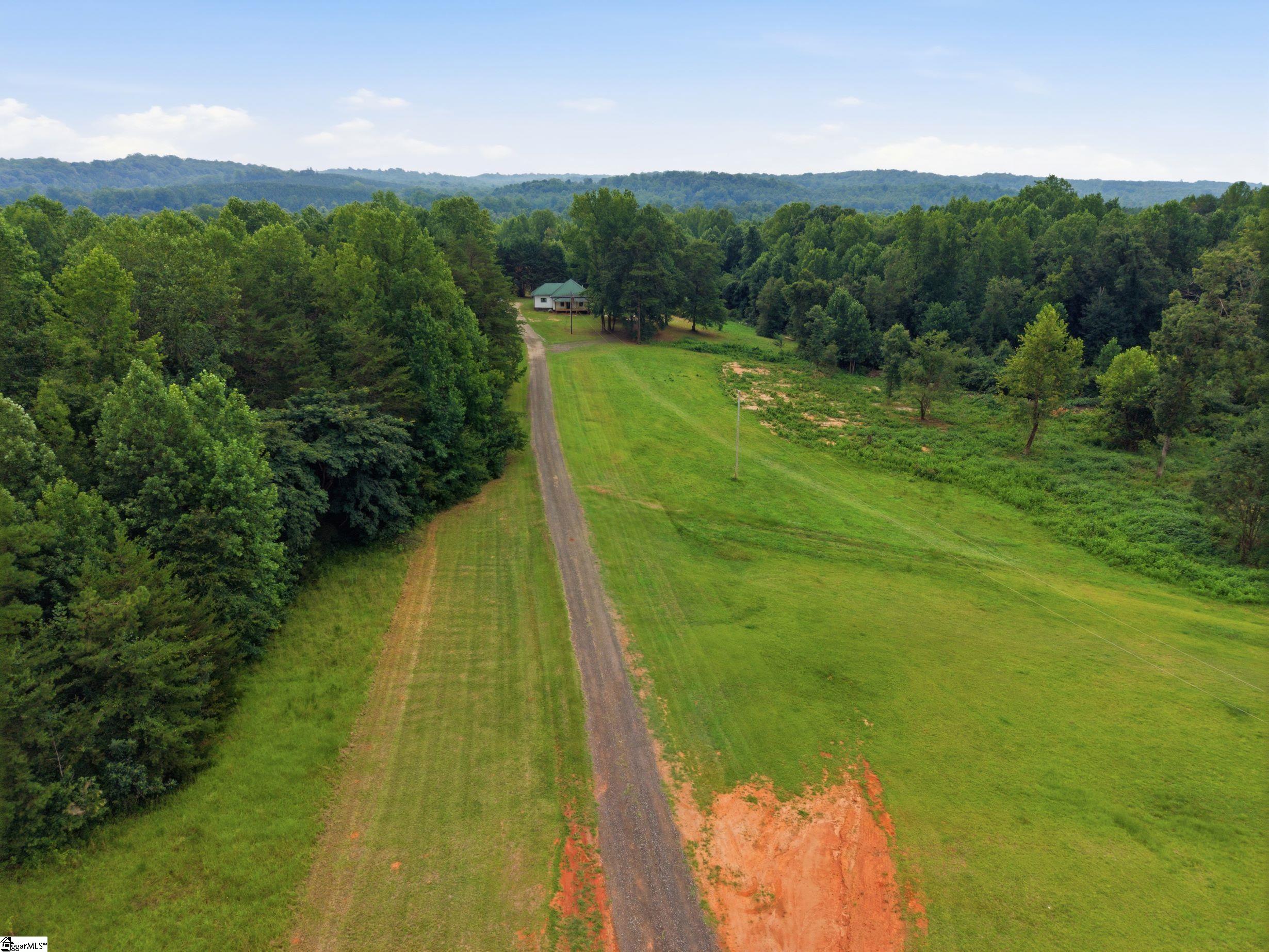 553 Dacusville Road Property Photo 2