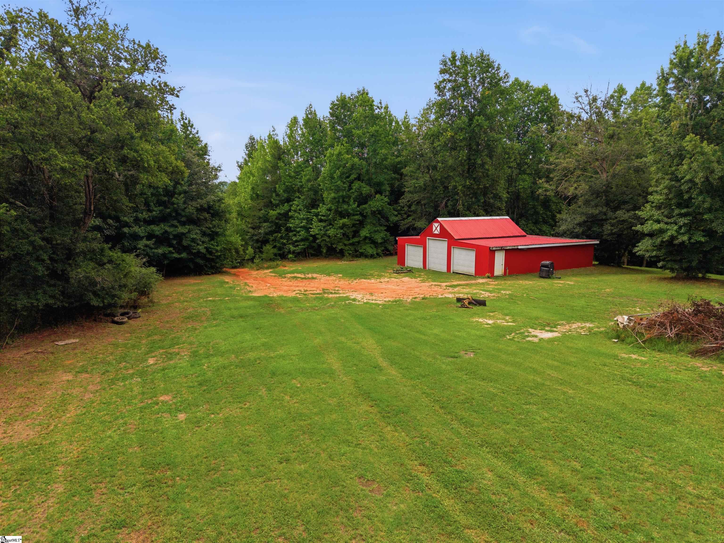 553 Dacusville Road Property Photo 5