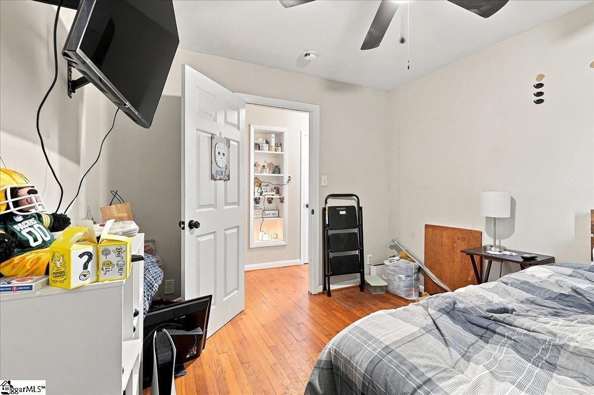 305 Poplar Street Property Photo 12