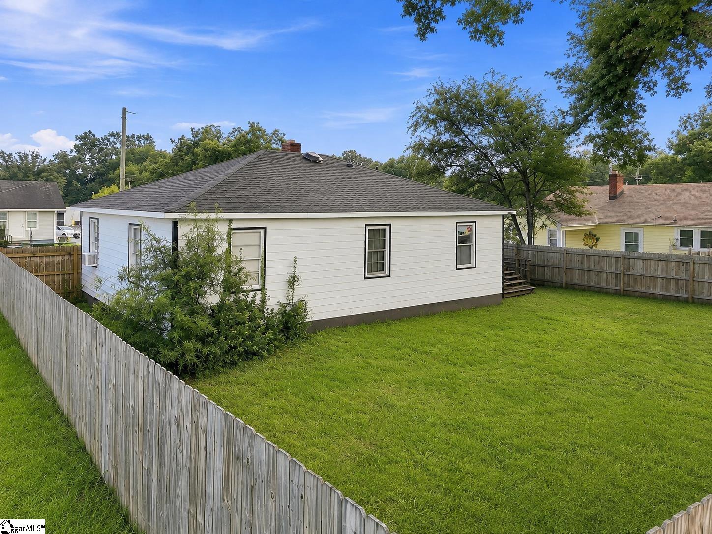 305 Poplar Street Property Photo 19