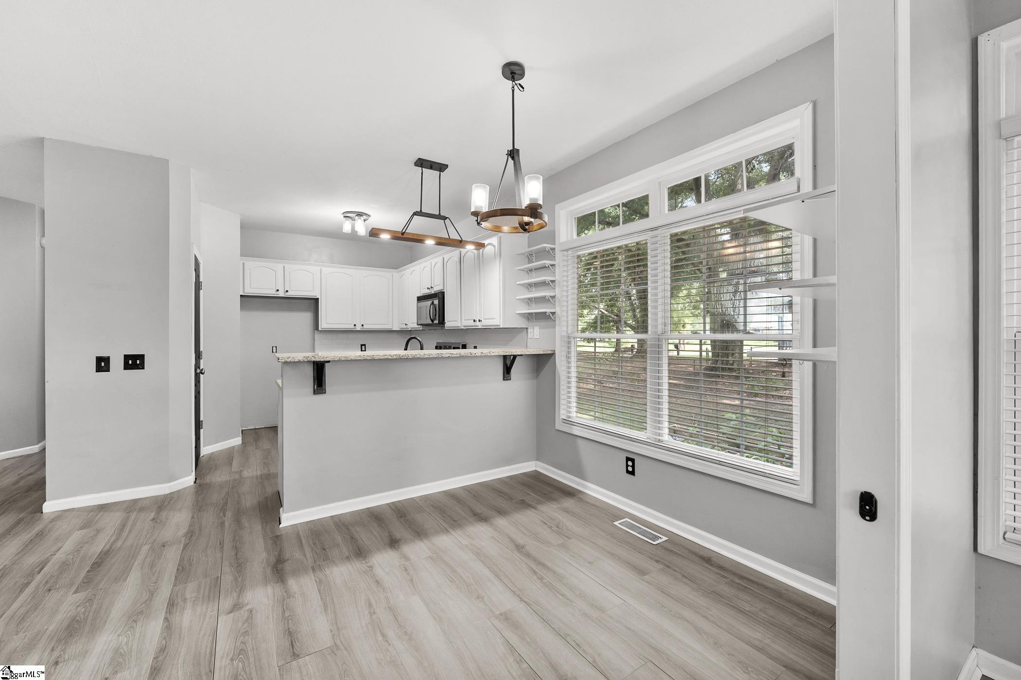 1238 Westgate Road Property Photo 10