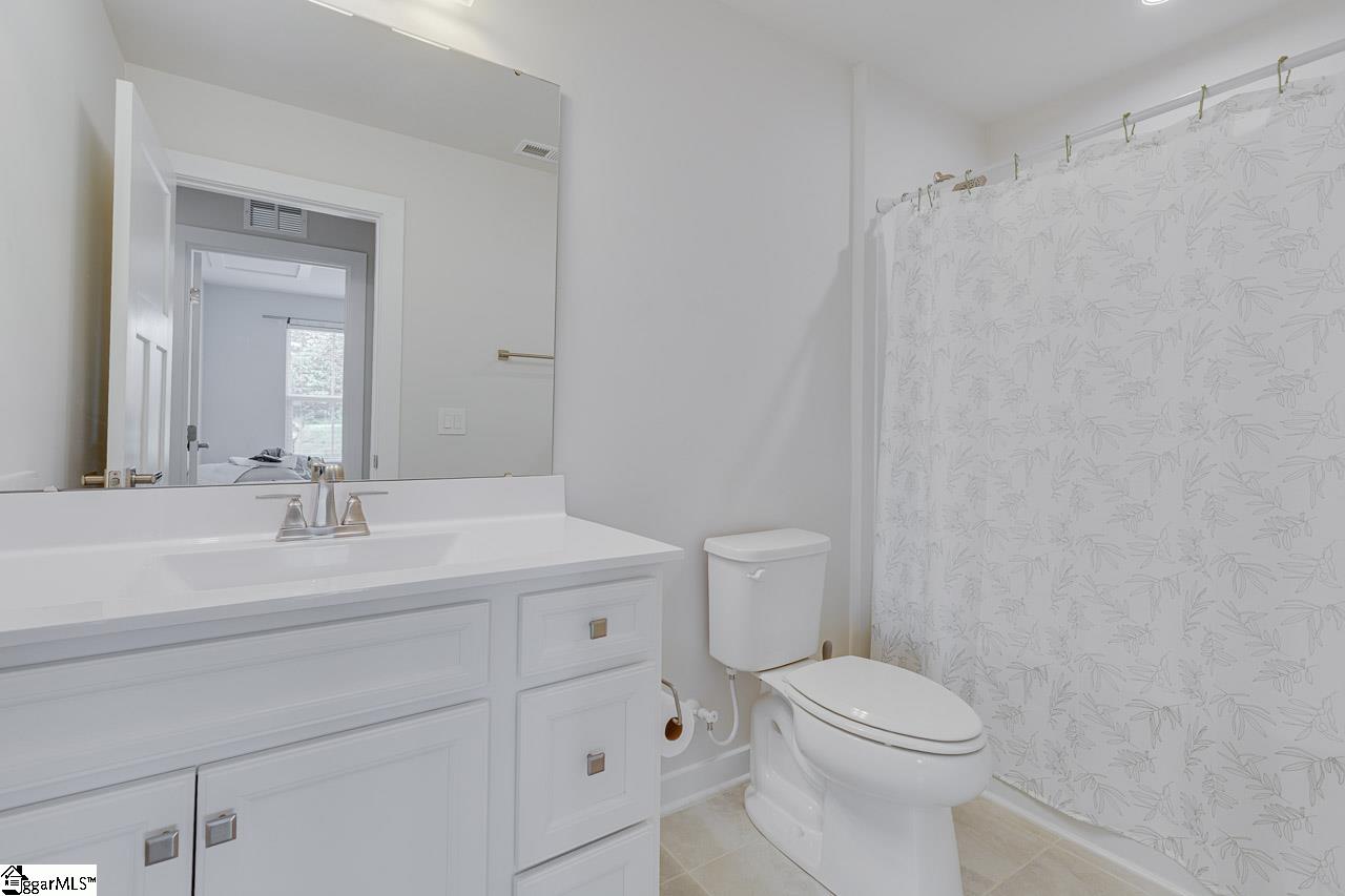 917 Leyburn Lane Property Photo 27