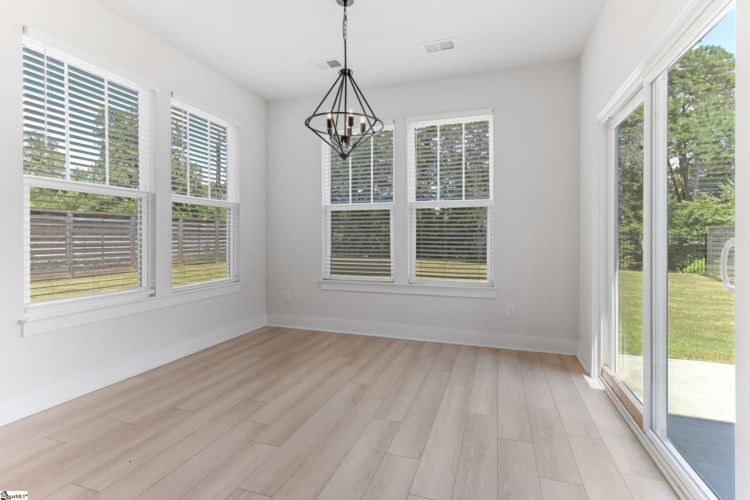 215 Fenwick Drive Property Photo 15