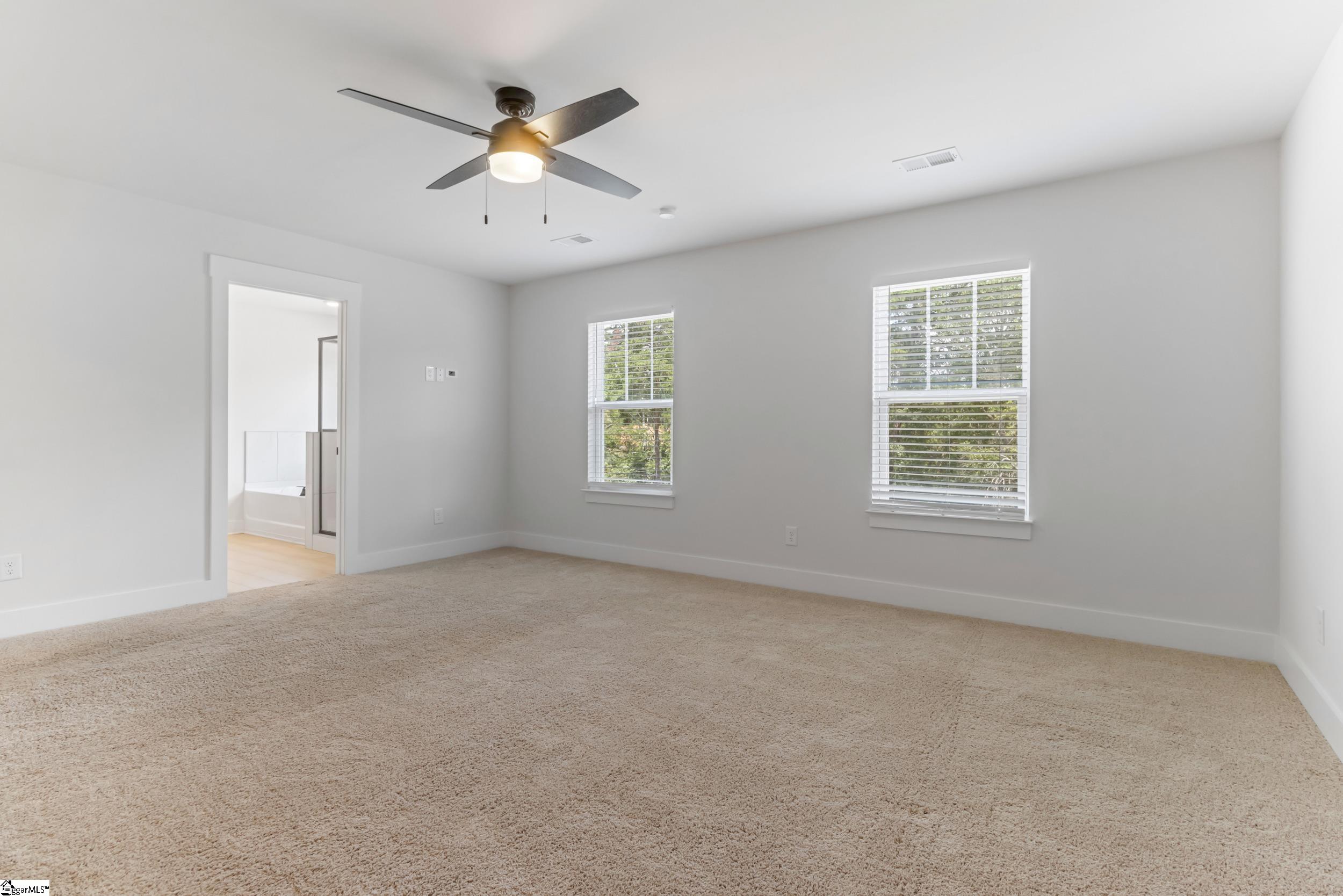 215 Fenwick Drive Property Photo 27