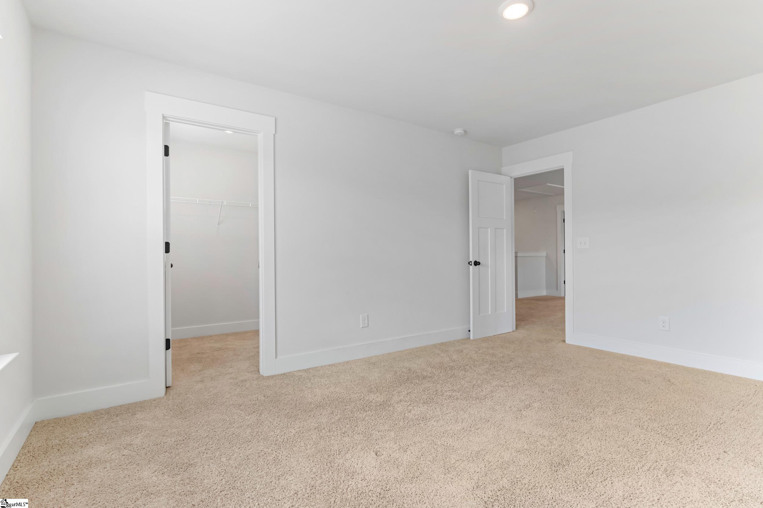 215 Fenwick Drive Property Photo 36