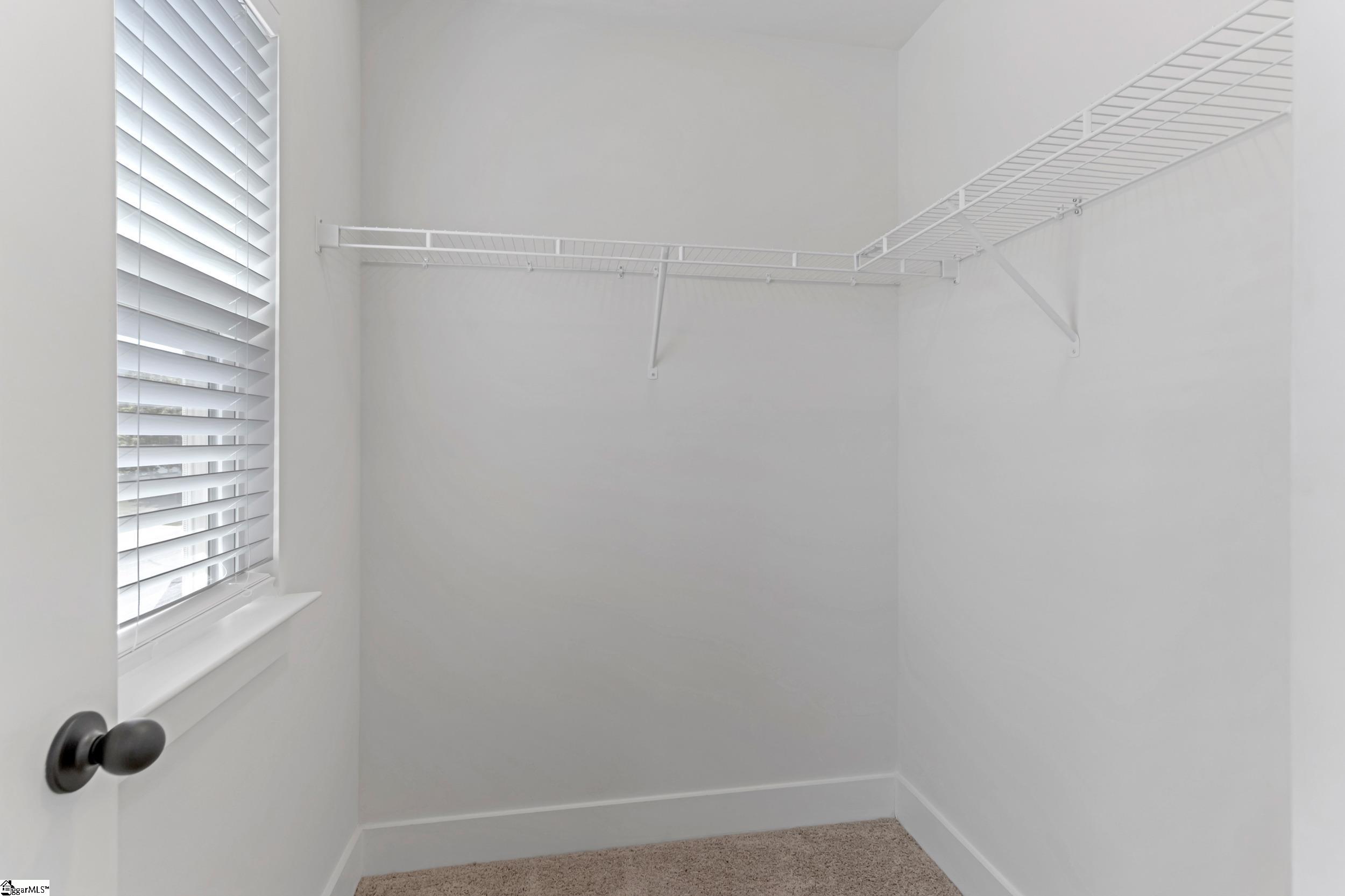 215 Fenwick Drive Property Photo 37