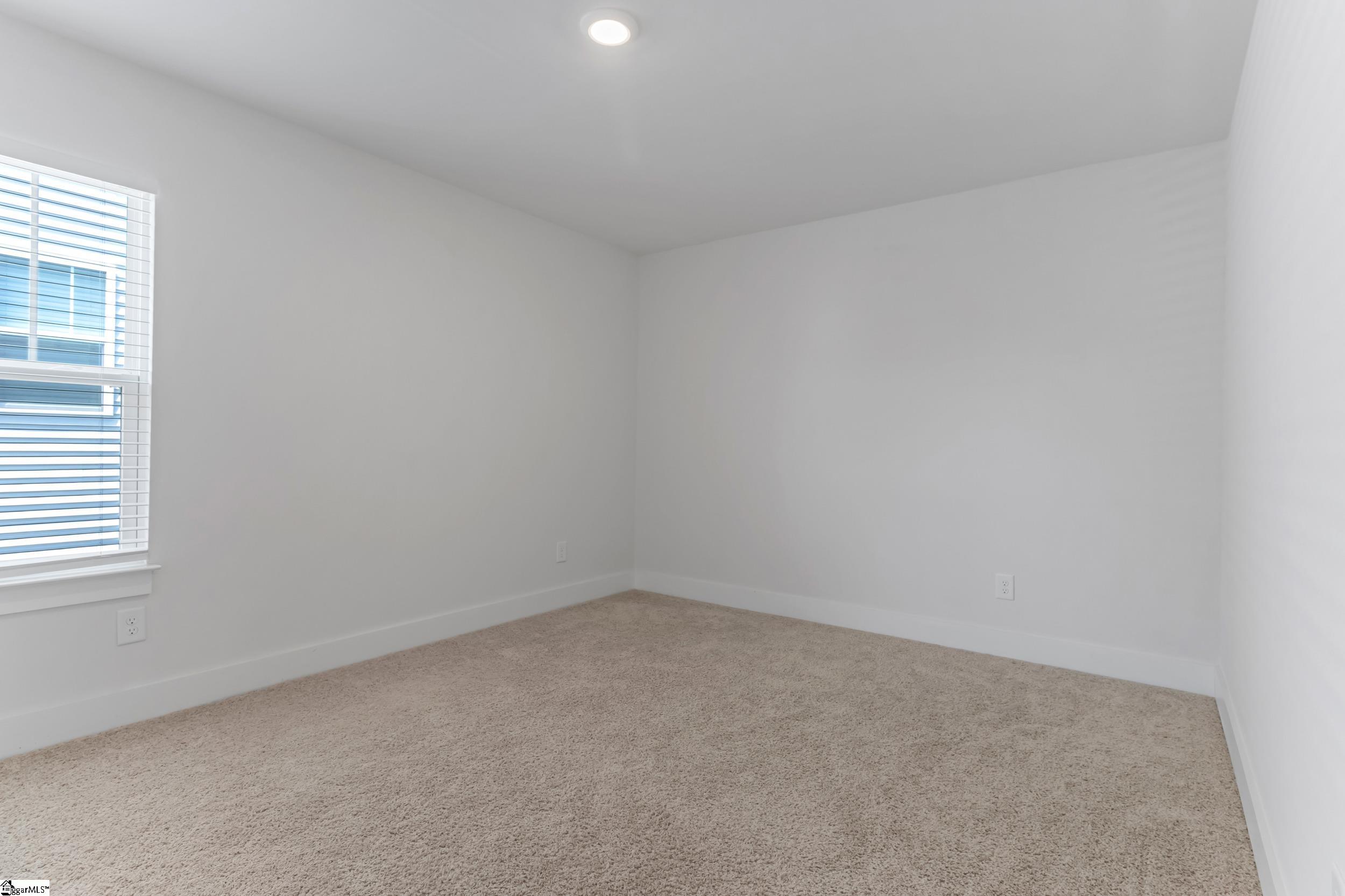 215 Fenwick Drive Property Photo 41