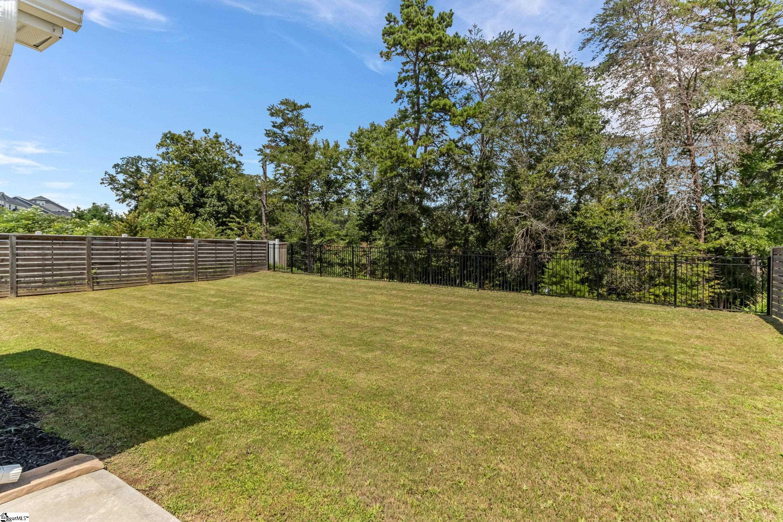 215 Fenwick Drive Property Photo 45
