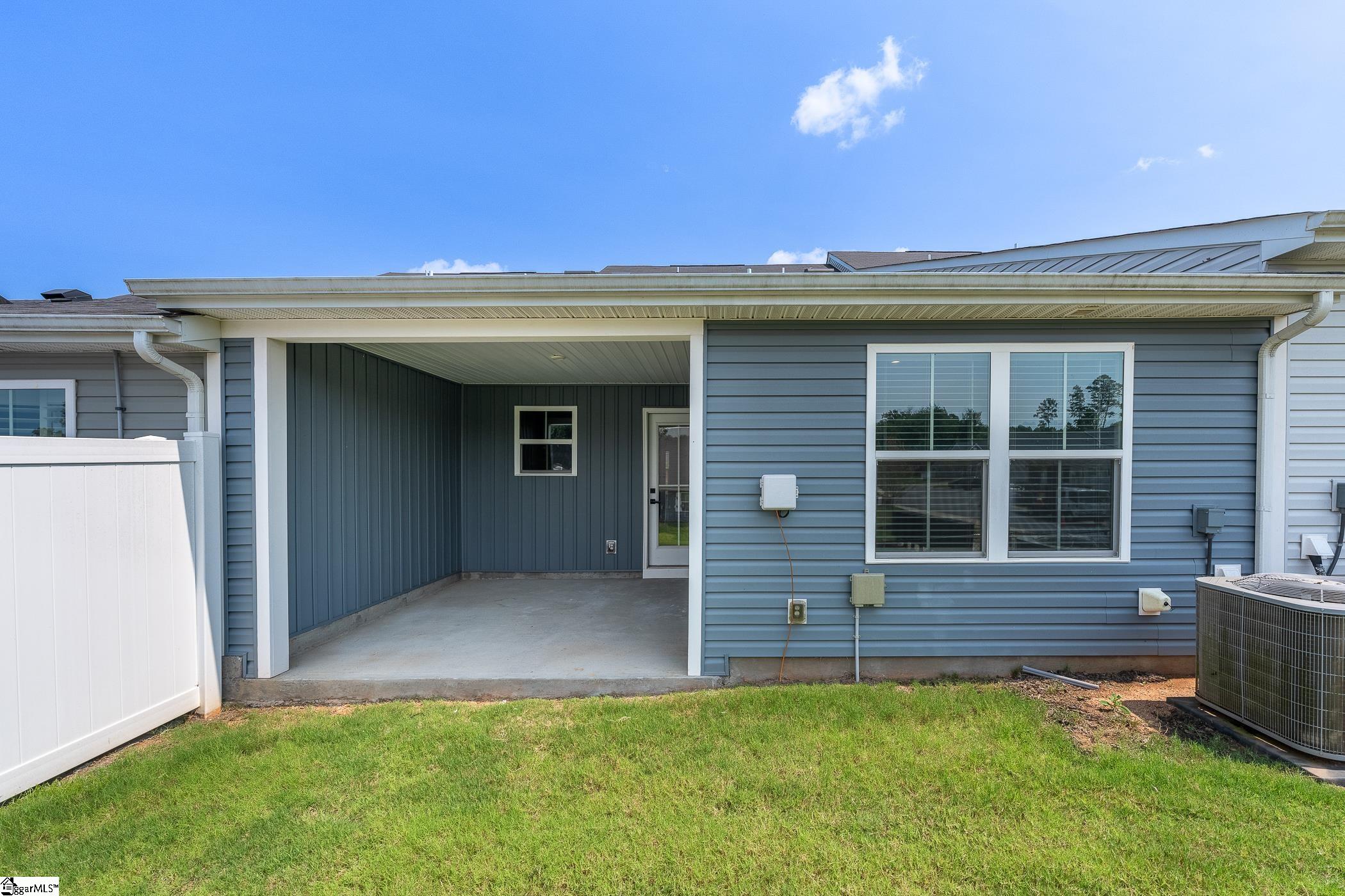 603 Cresslyn Court Property Photo 4