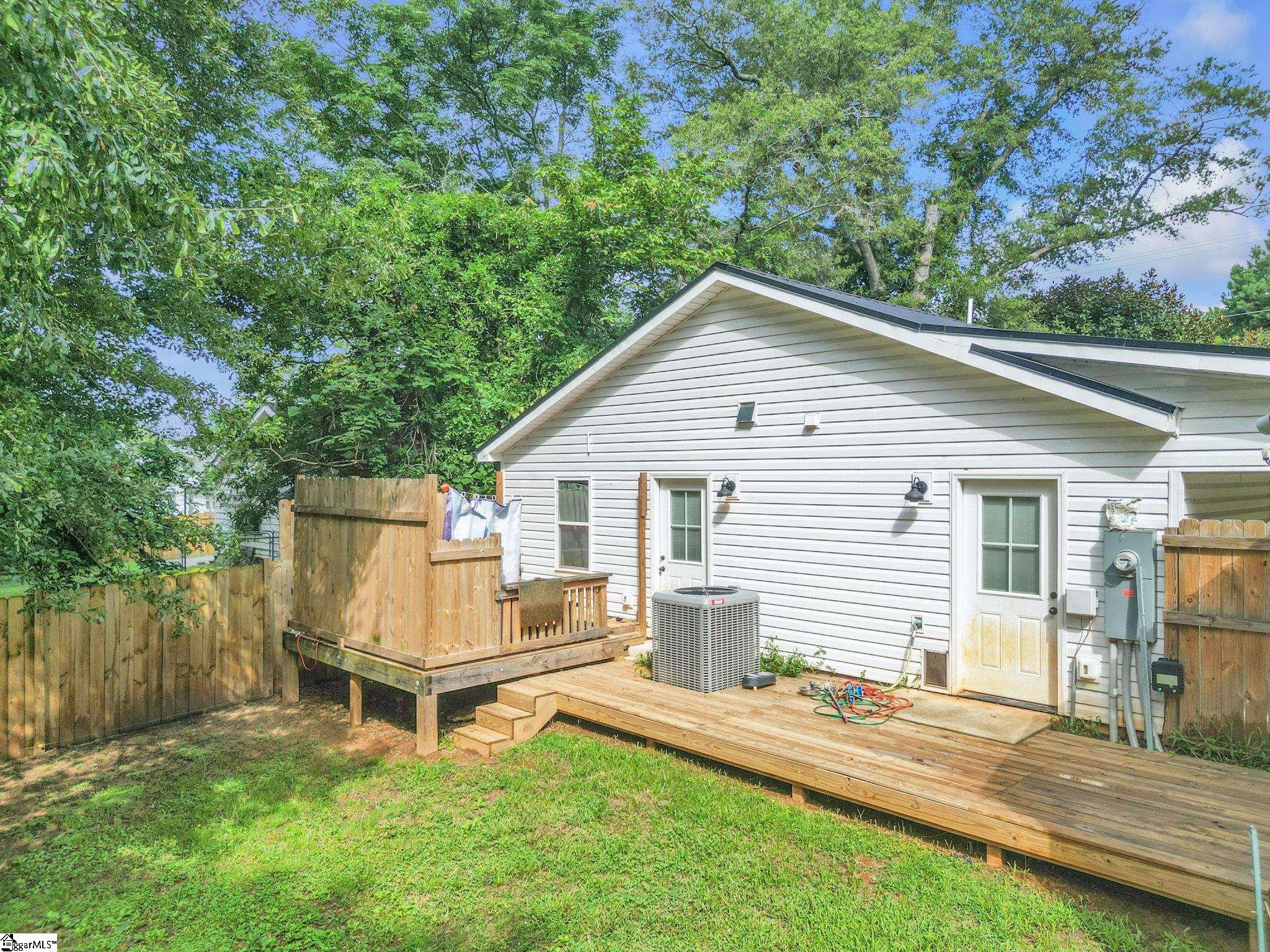 111 Stevenson Drive Property Photo 21