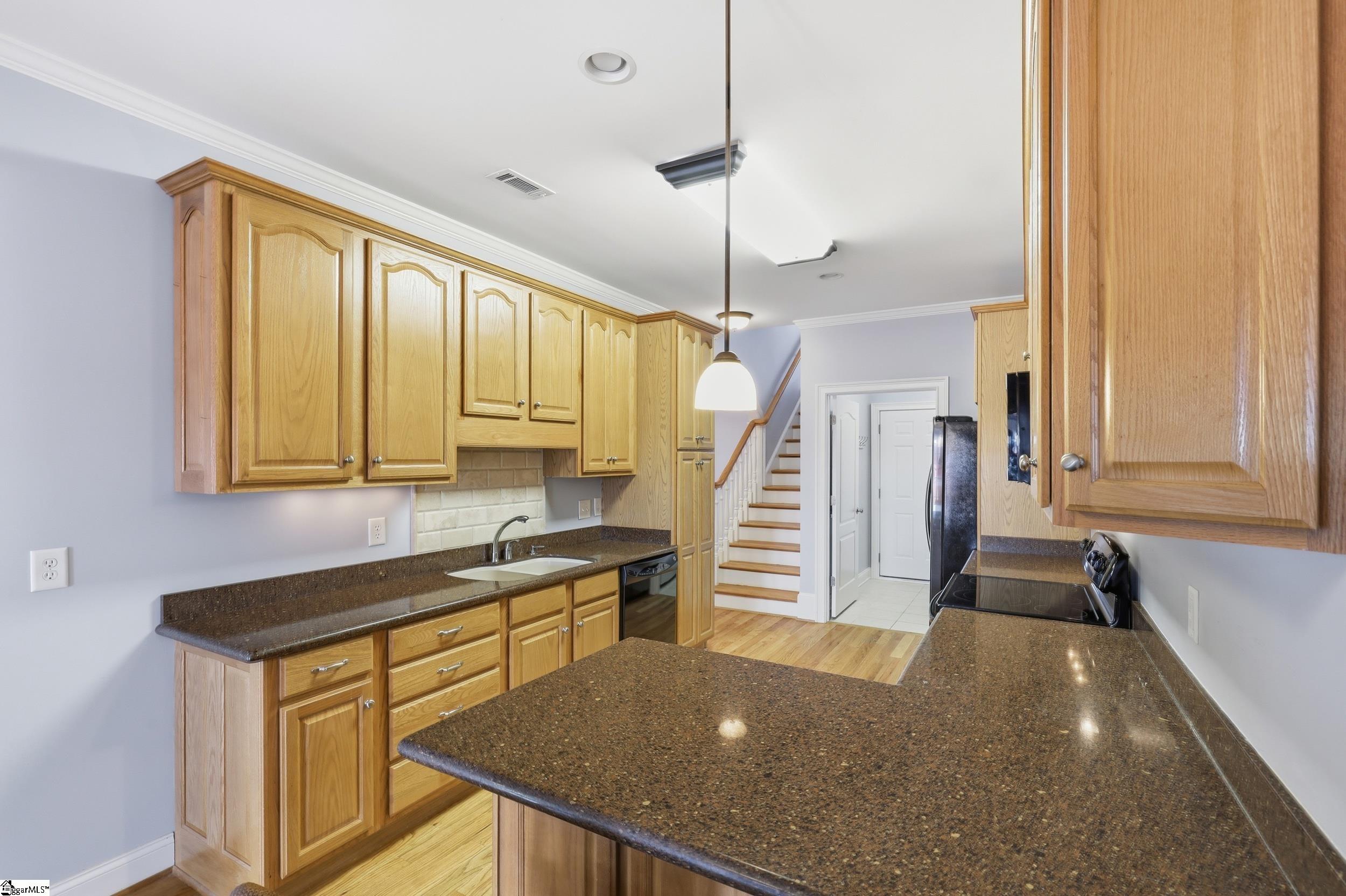 10 Hartsfield Court Property Photo 10