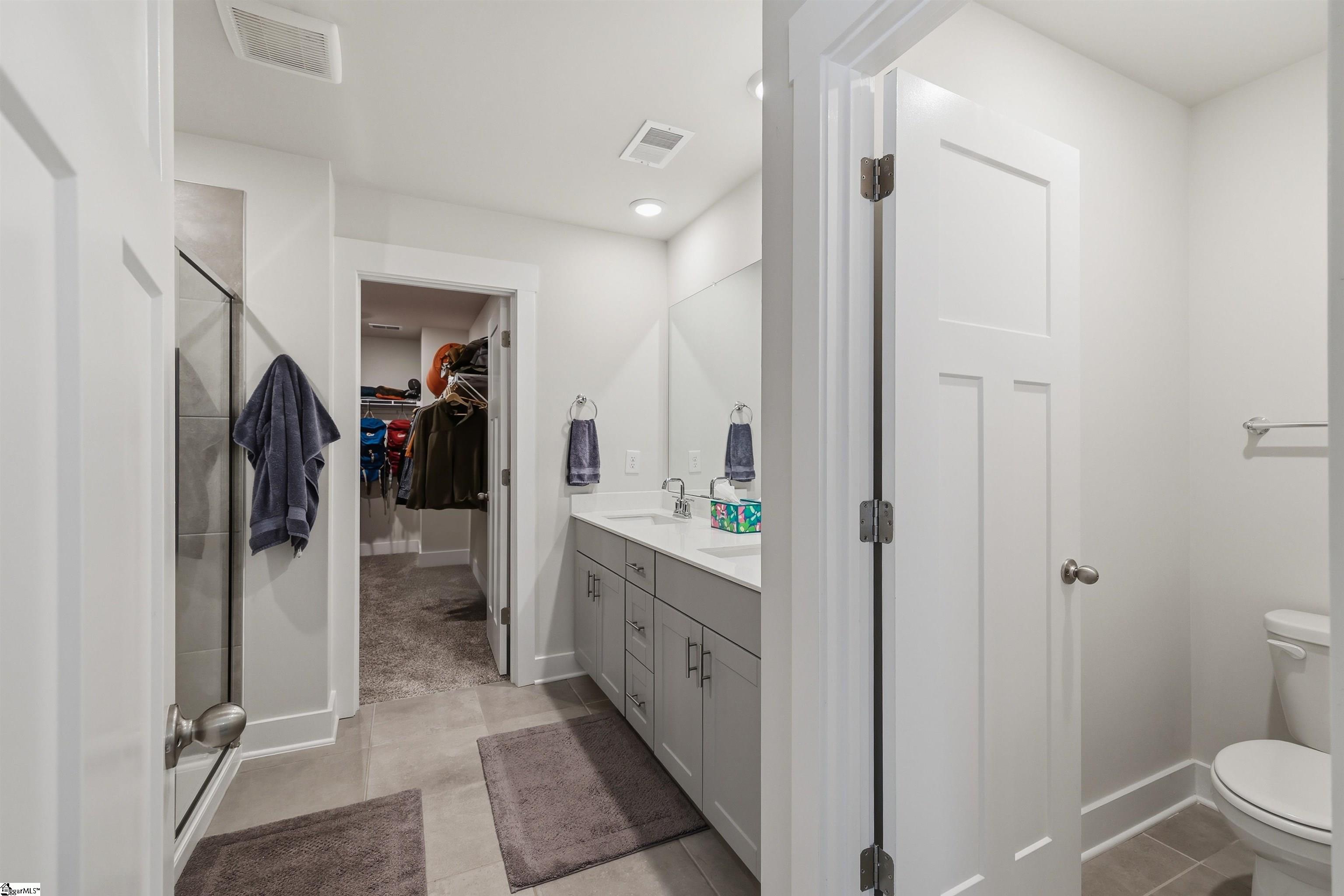 988 Burghley Circle Property Photo 29