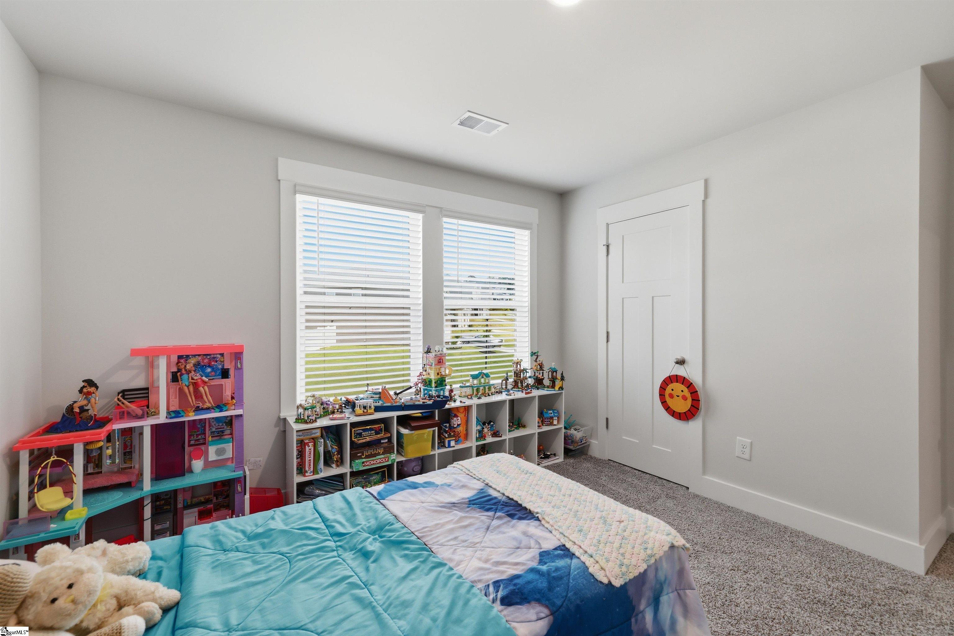 988 Burghley Circle Property Photo 34