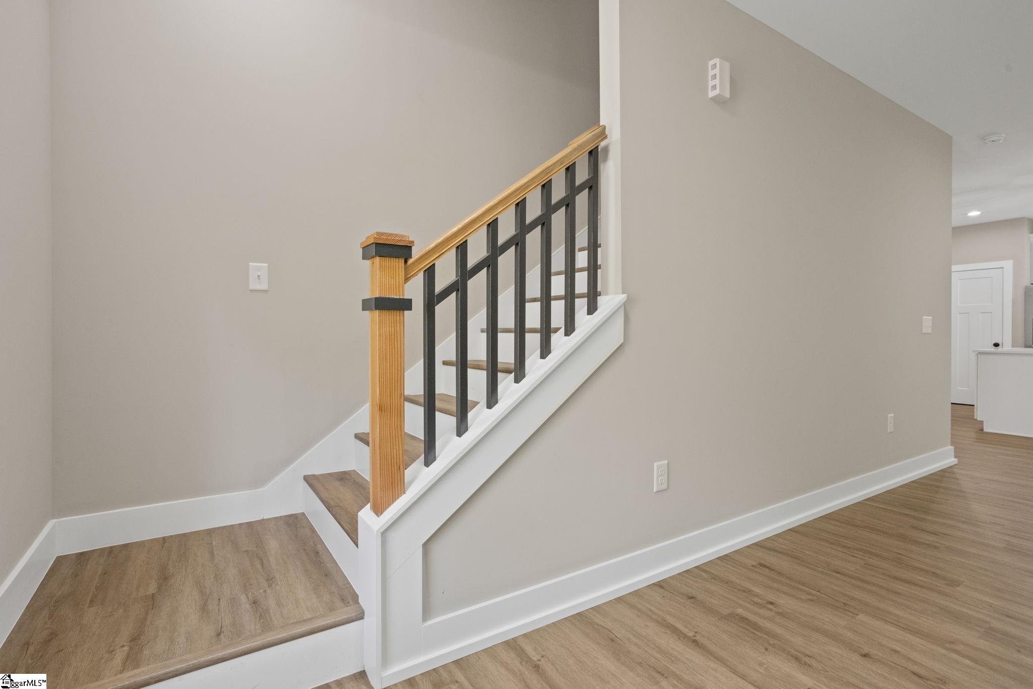 8 Pinewood Drive Property Photo 16