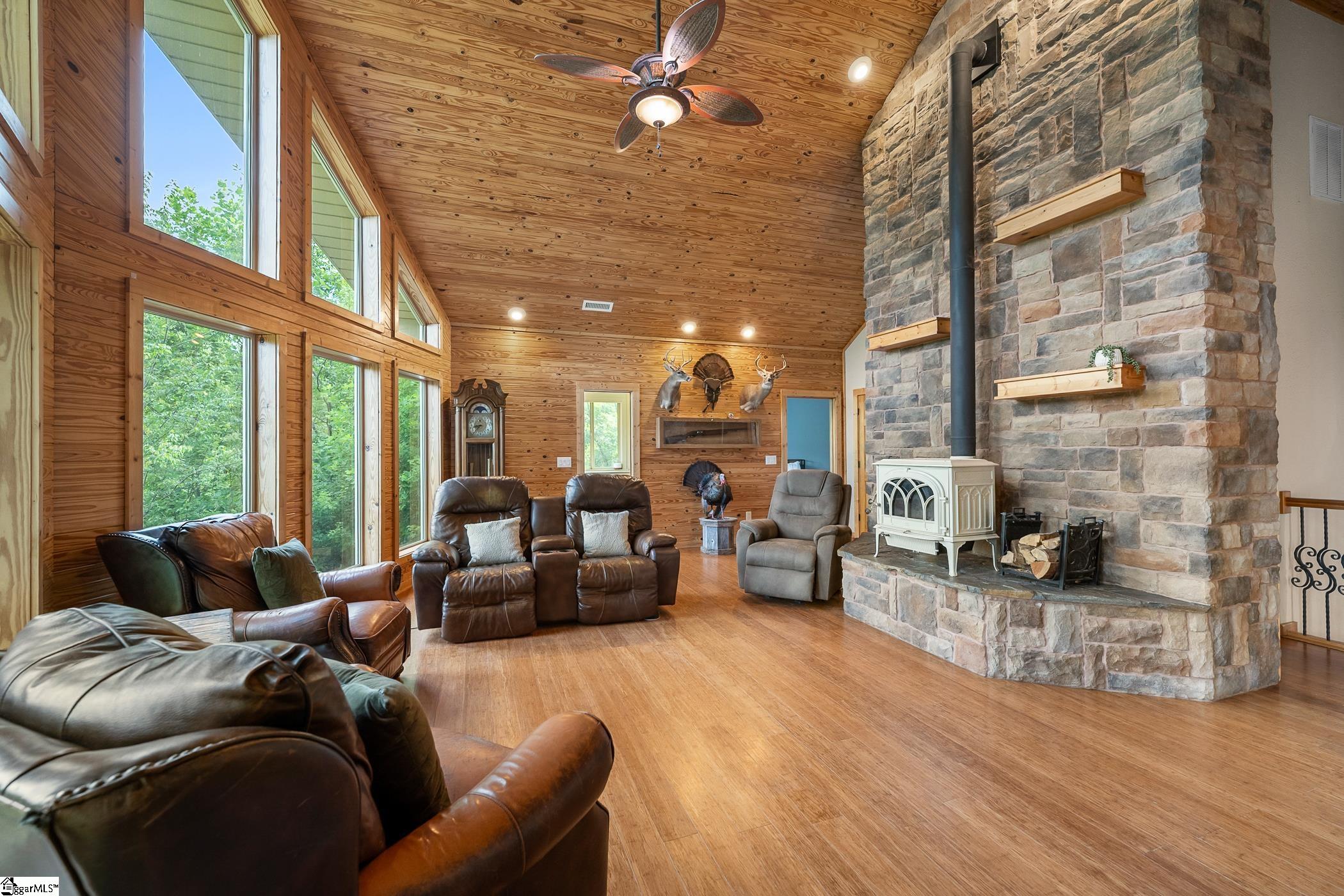 4251 Highway 11 Property Photo 19