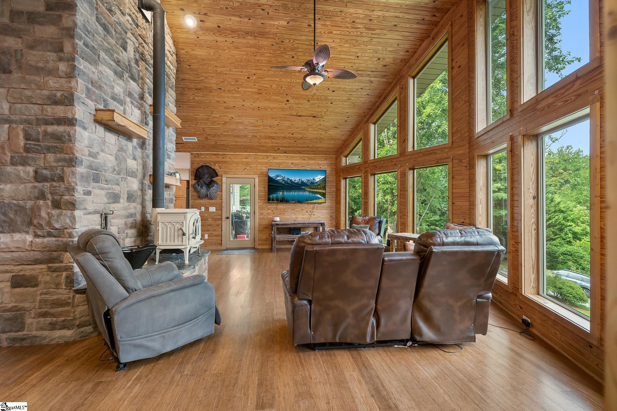4251 Highway 11 Property Photo 20