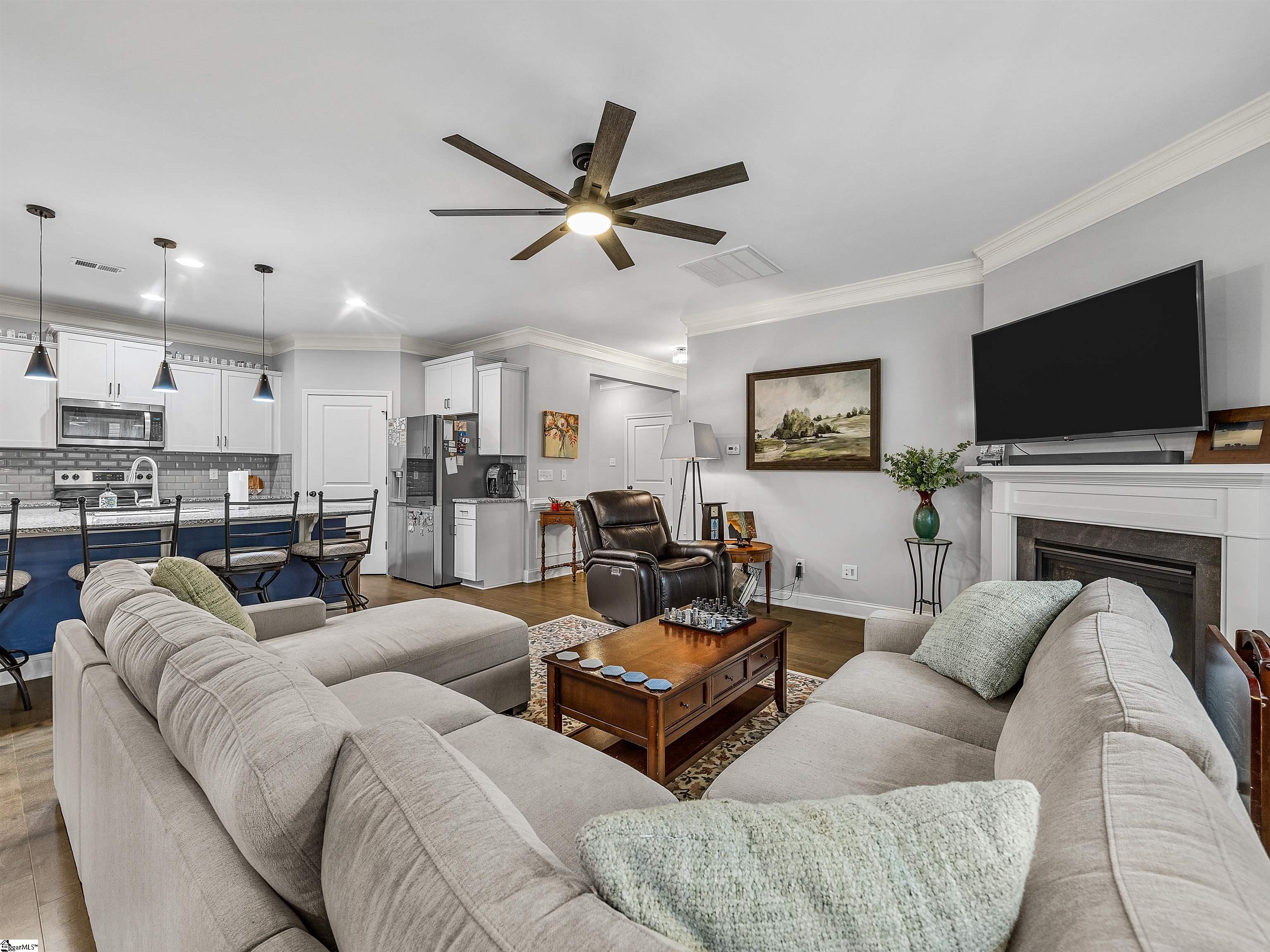 973 Deepwood Court Property Photo 8