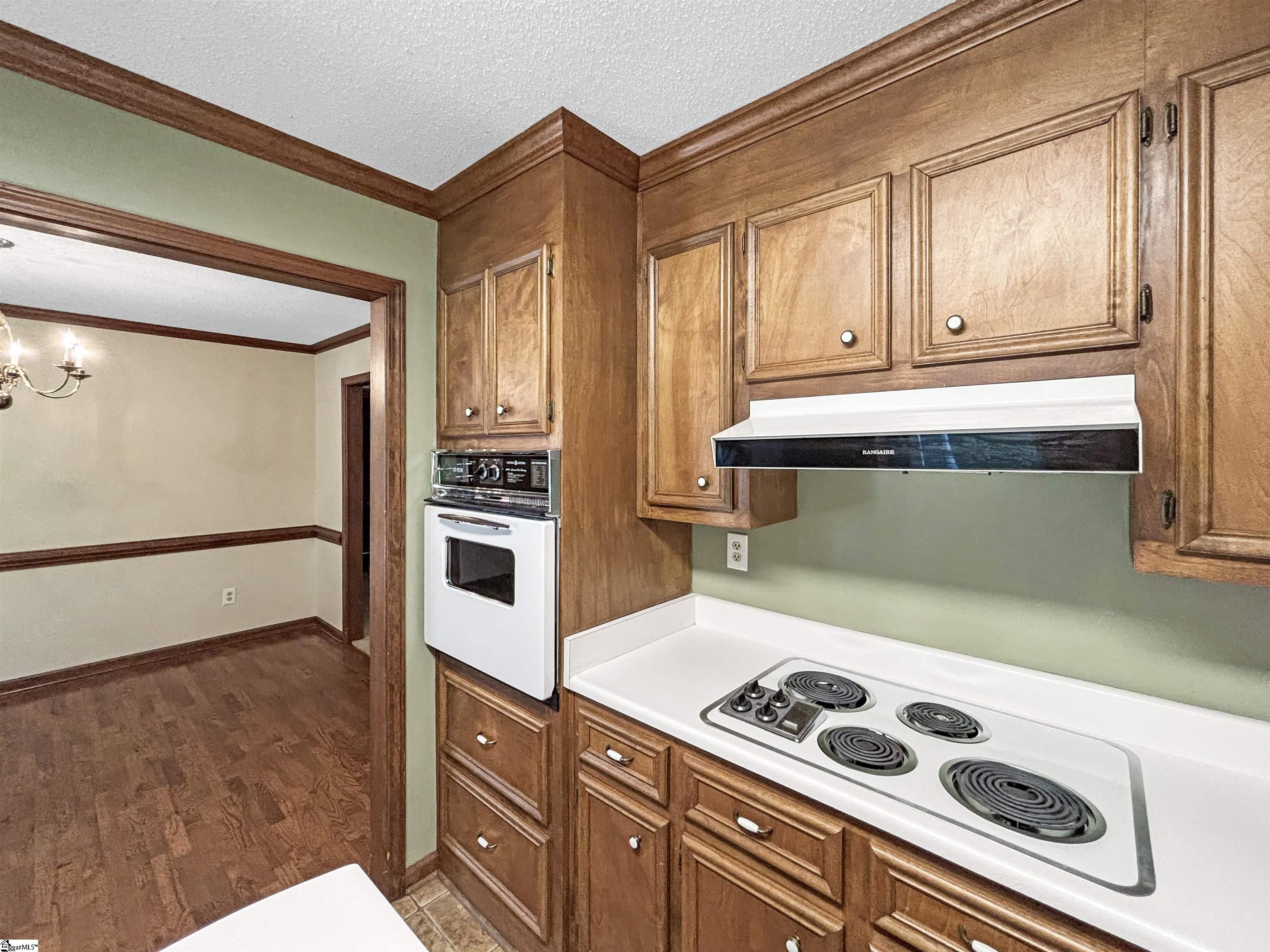 1600024 Property Photo 6