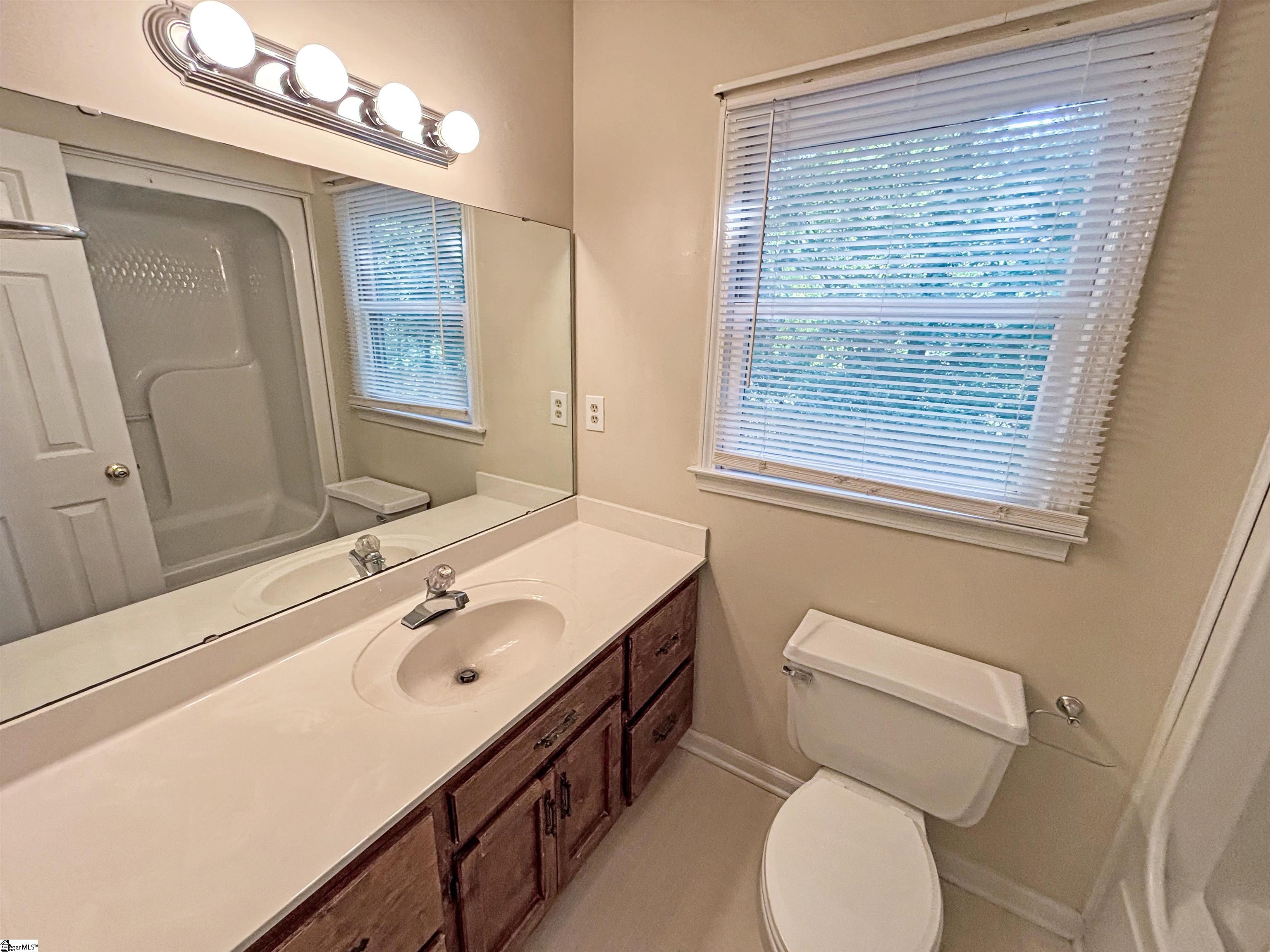 1600024 Property Photo 11