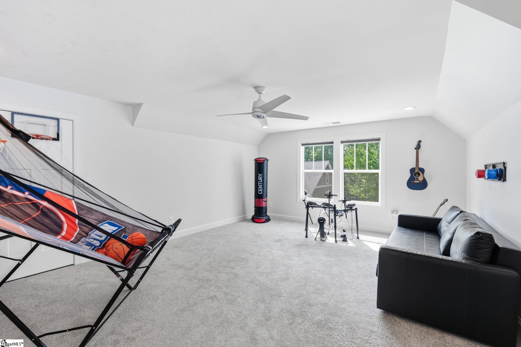 14 Cromarty Lane Property Photo 19